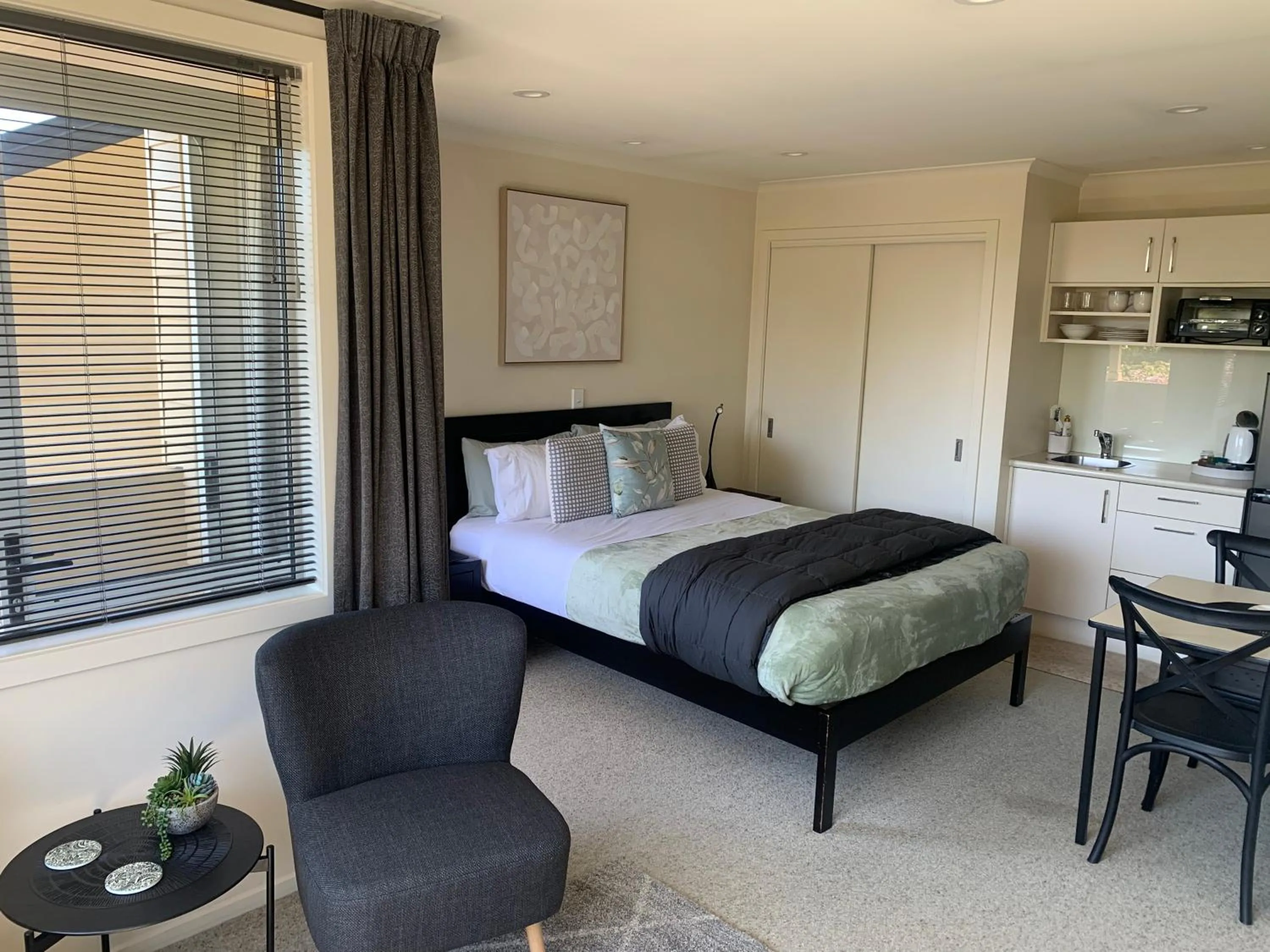 Bed in March Apartments