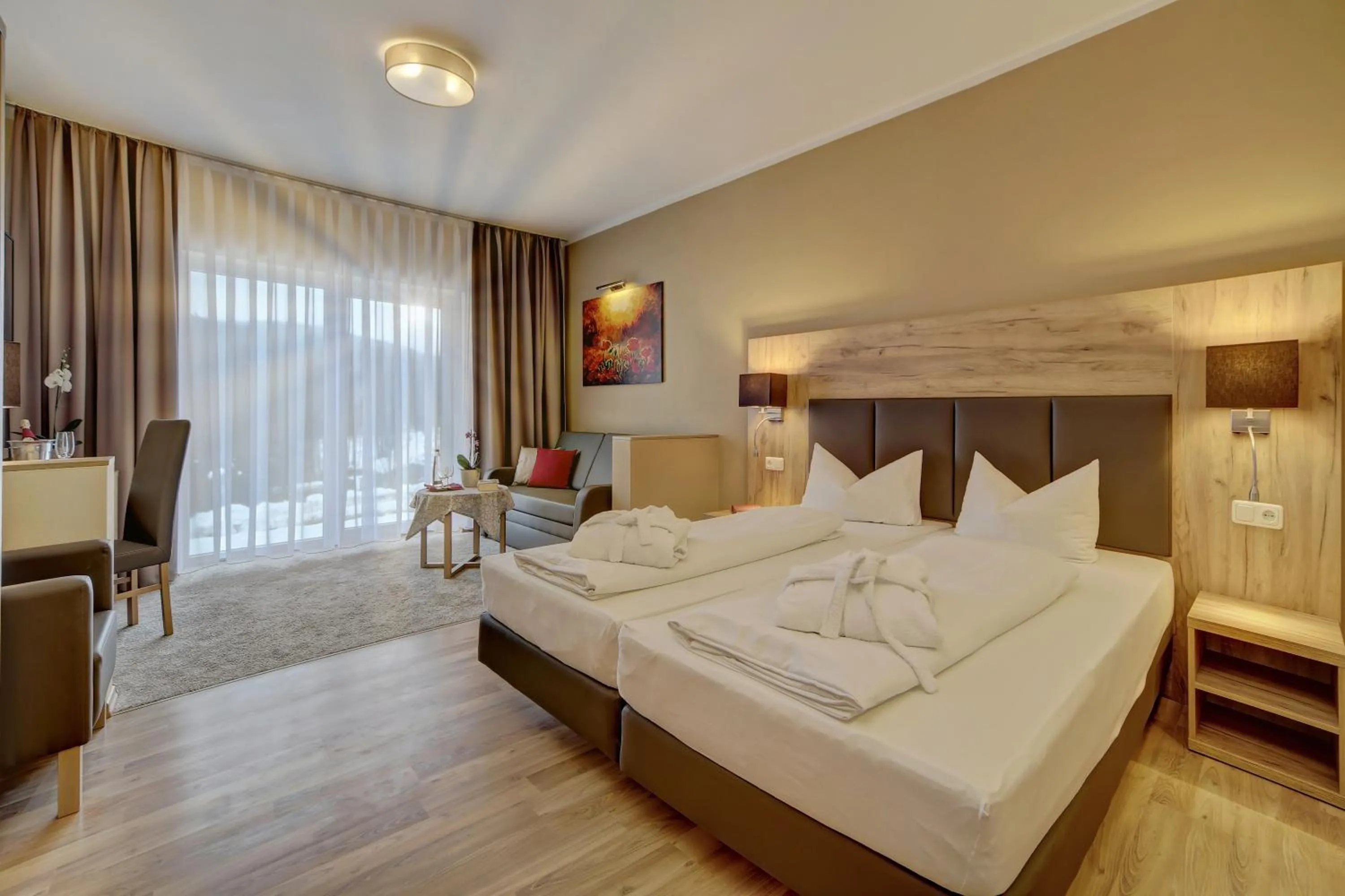 Photo of the whole room, Bed in Wellnesshotel deine Auszeit, Adults only