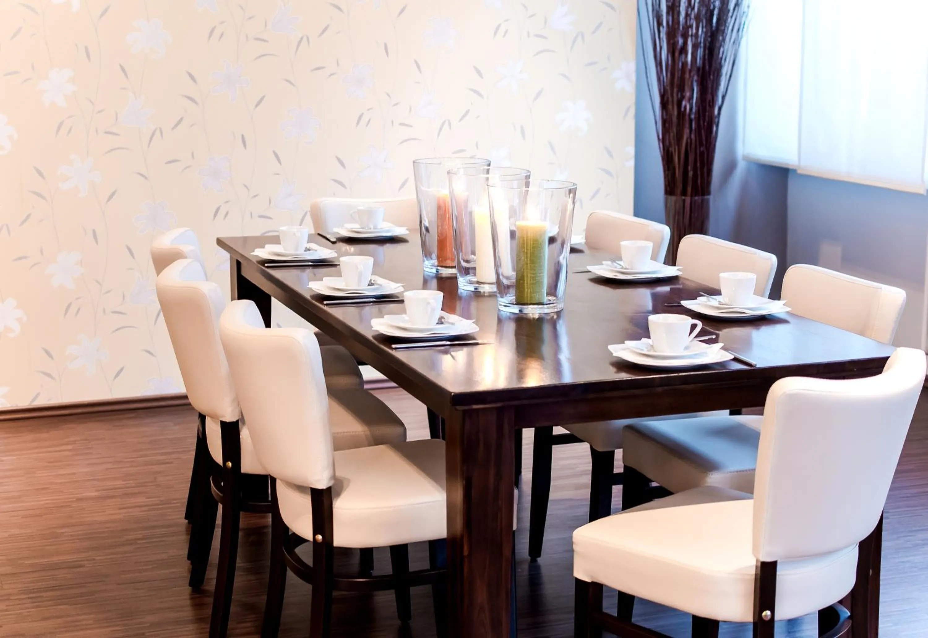 Restaurant/places to eat in Hotel Flämischer Hof