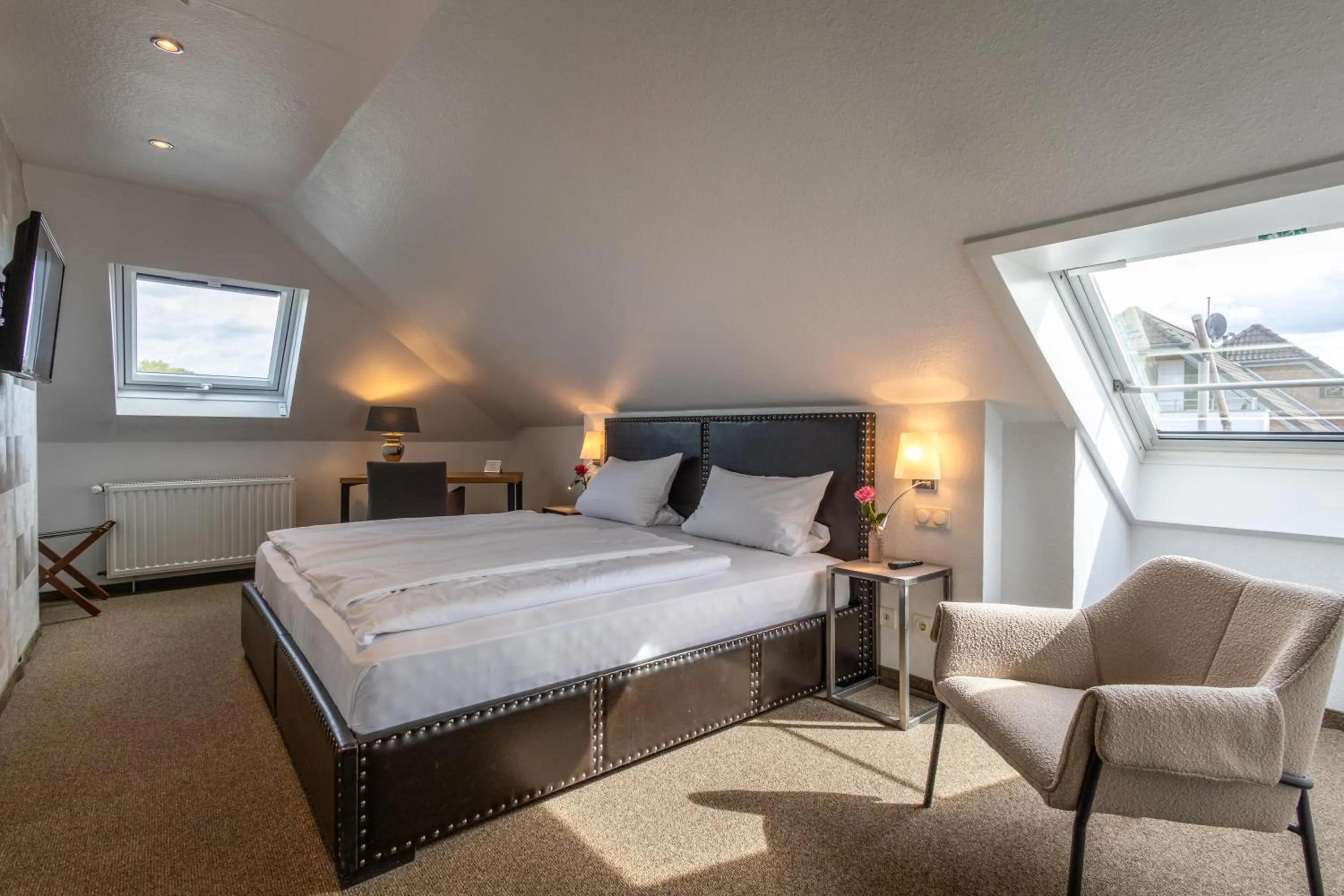 Staff, Bed in Hotel Fischerhaus