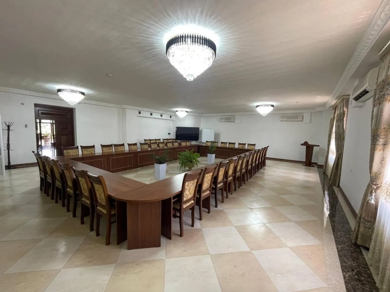 Meeting/conference room in Zilol Baxt