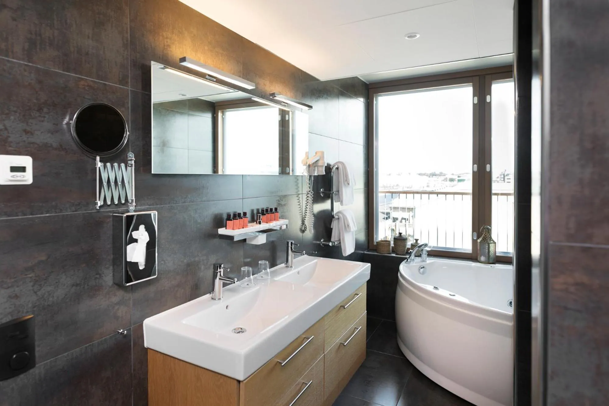 Toilet in ProfilHotels Opera