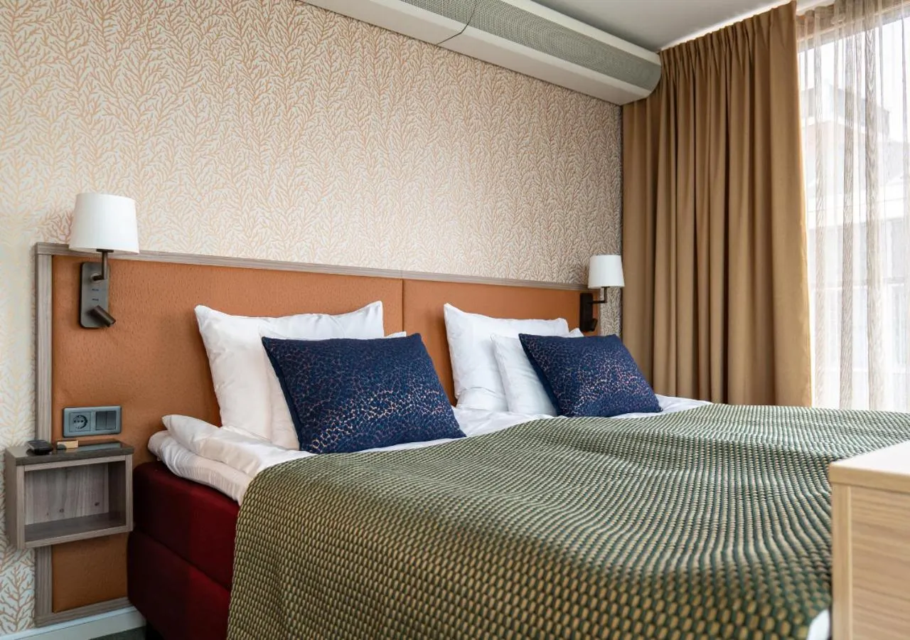 Bed in ProfilHotels Opera