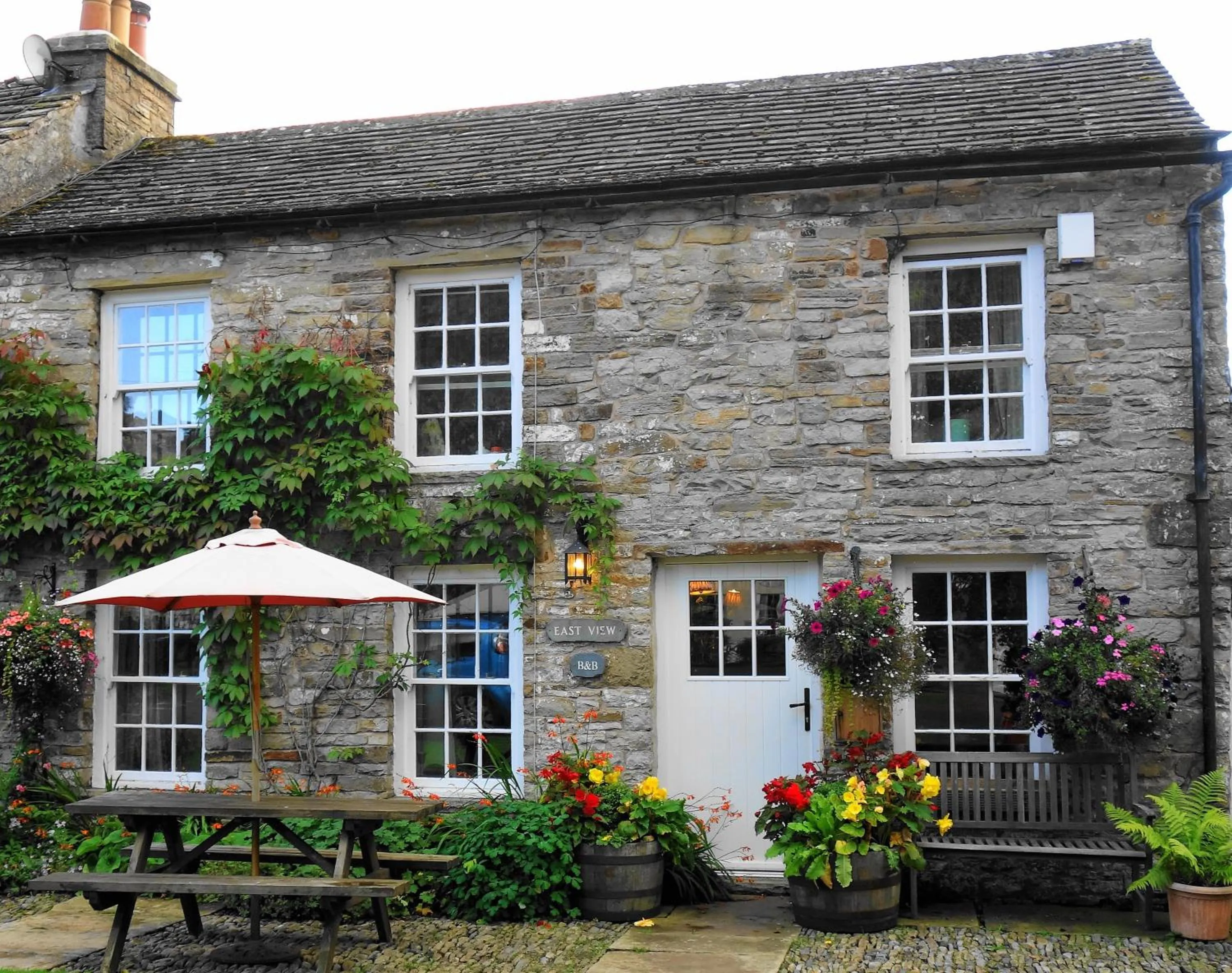 Property building in Eastview Bed and Breakfast