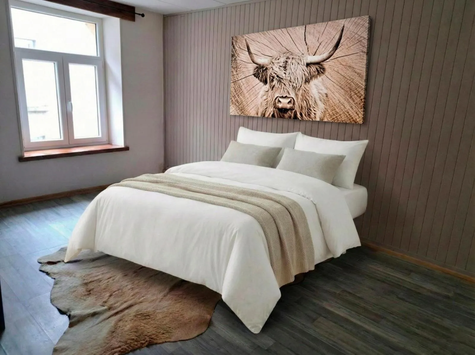 Photo of the whole room, Bed in Golden Lion