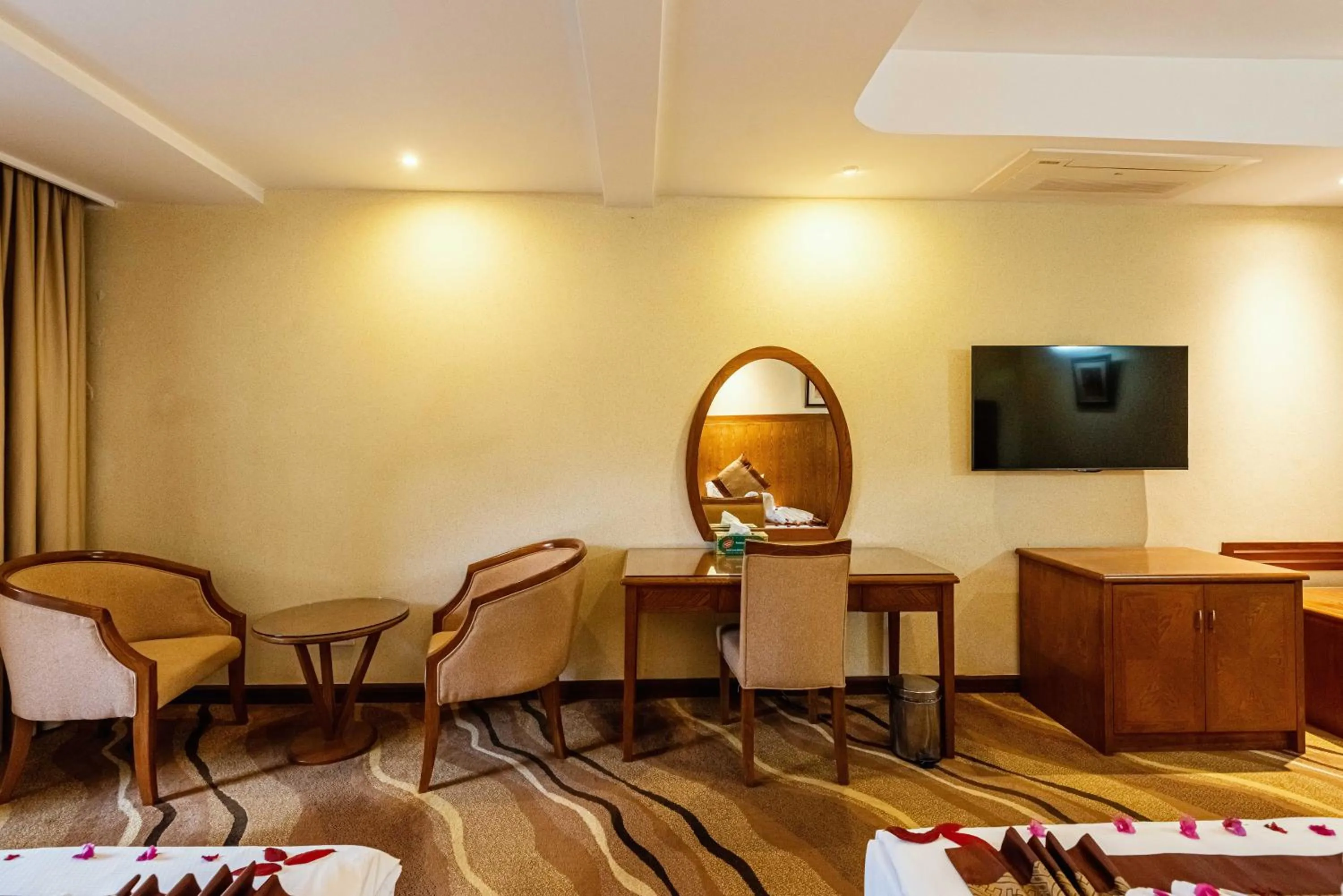 Bed in Mbale Resort Hotel