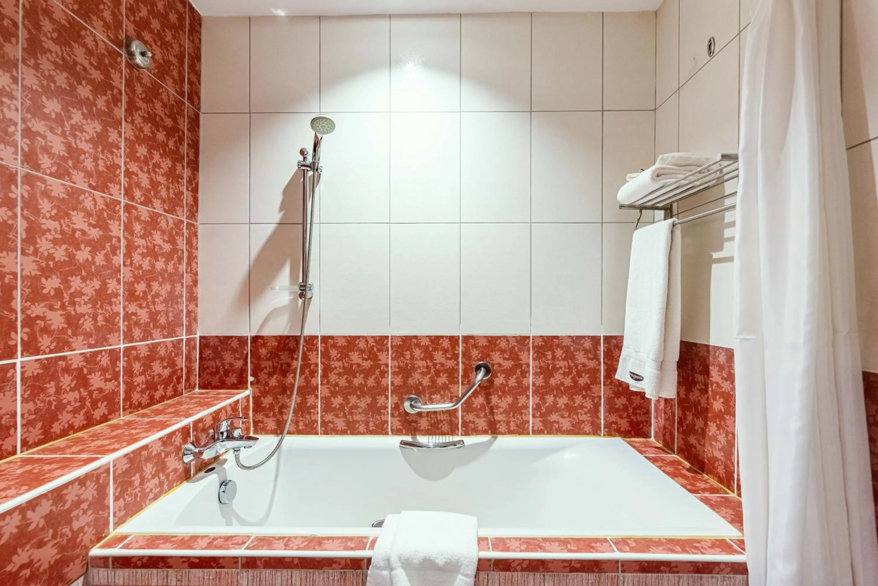 Shower in Mbale Resort Hotel