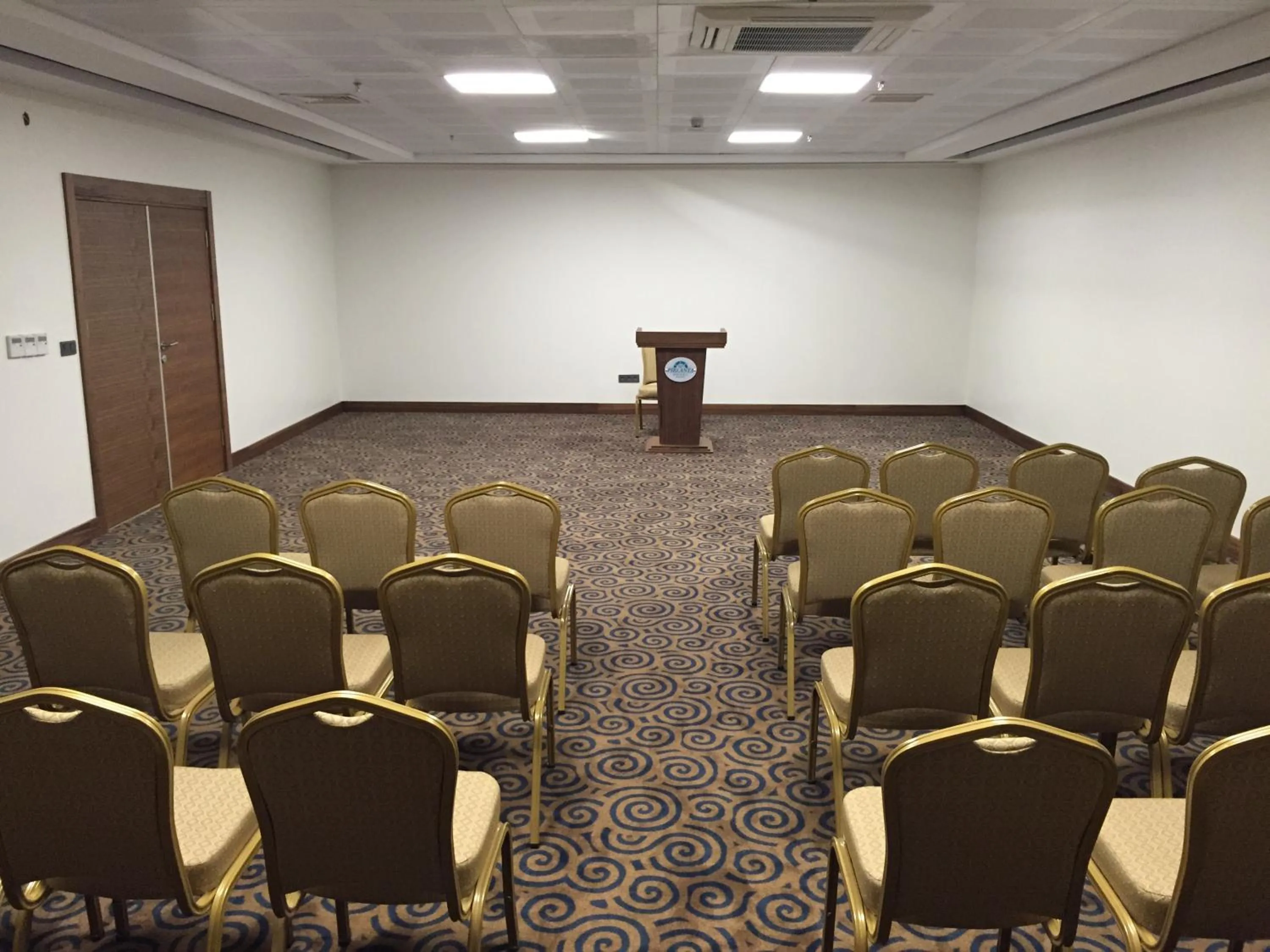 Property building in YZE Pırlanta Hotel