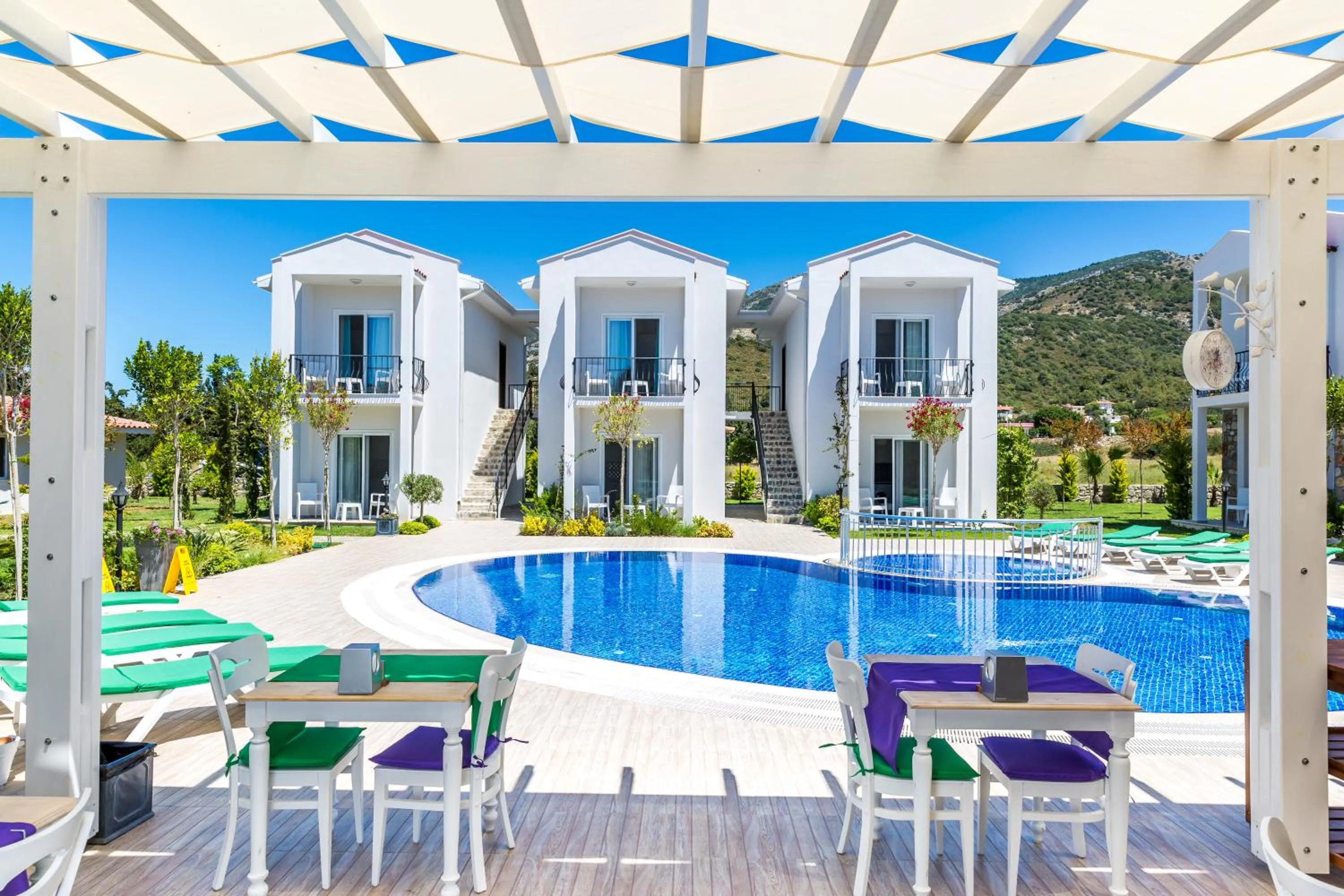 Dining area in Kalina Hotel