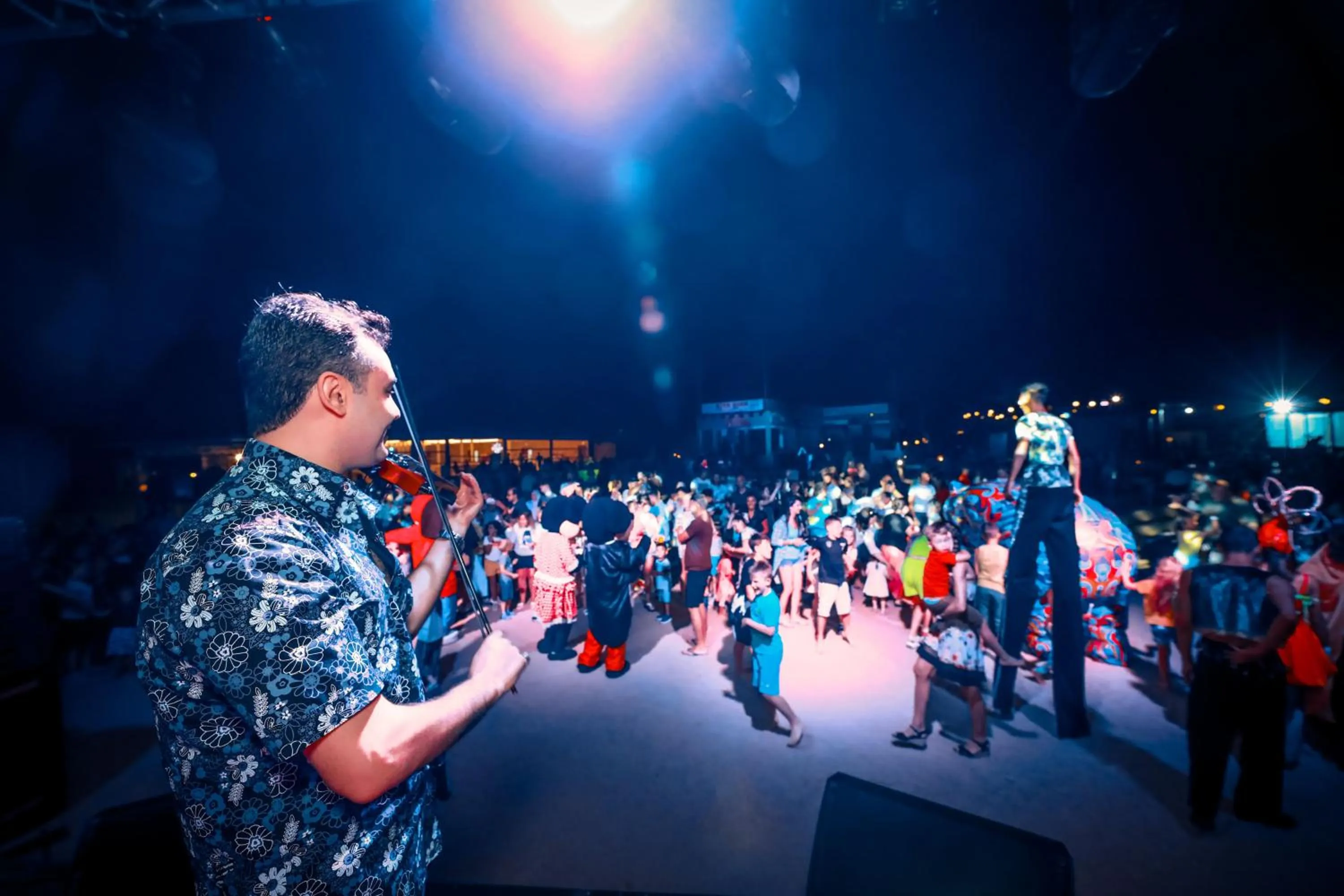 Activities in Titanic Palace Families and couples only