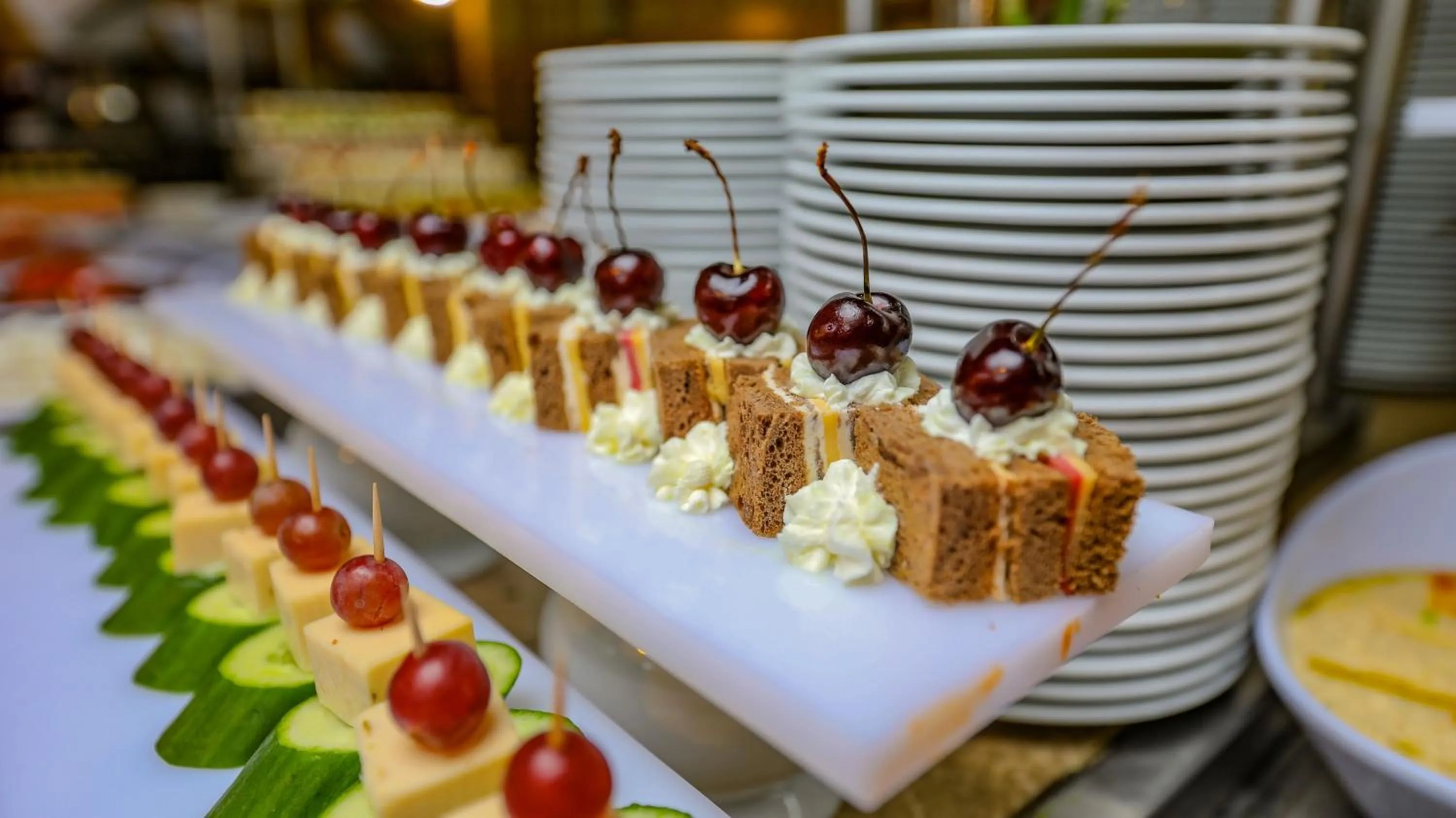 Restaurant/places to eat, Food in Titanic Palace Families and couples only