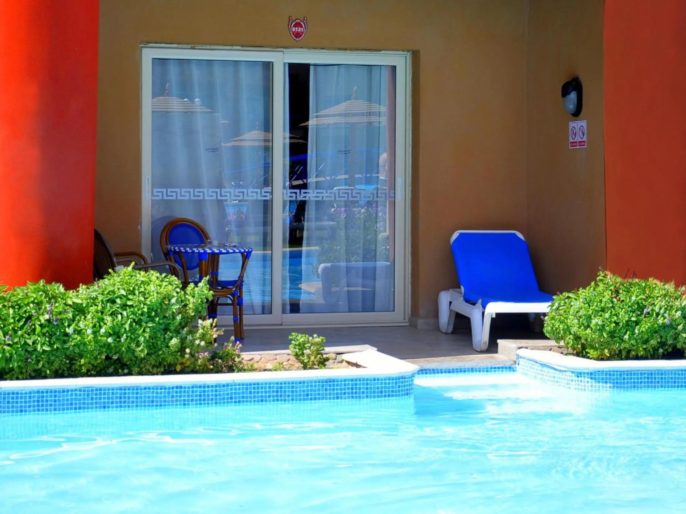 Pool view, Facade/Entrance in Titanic Palace Families and couples only