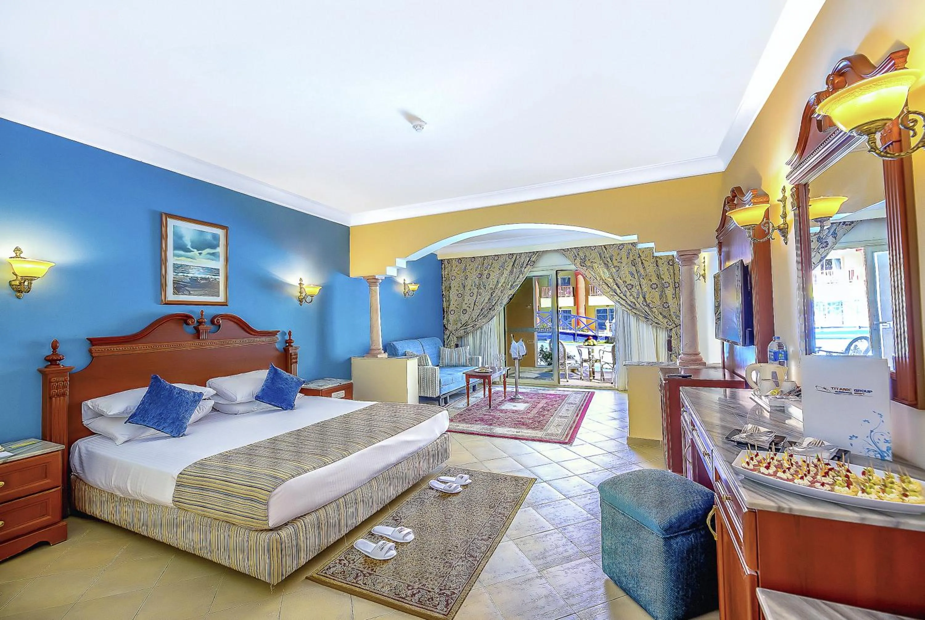 Photo of the whole room, Bed in Titanic Palace Families and couples only