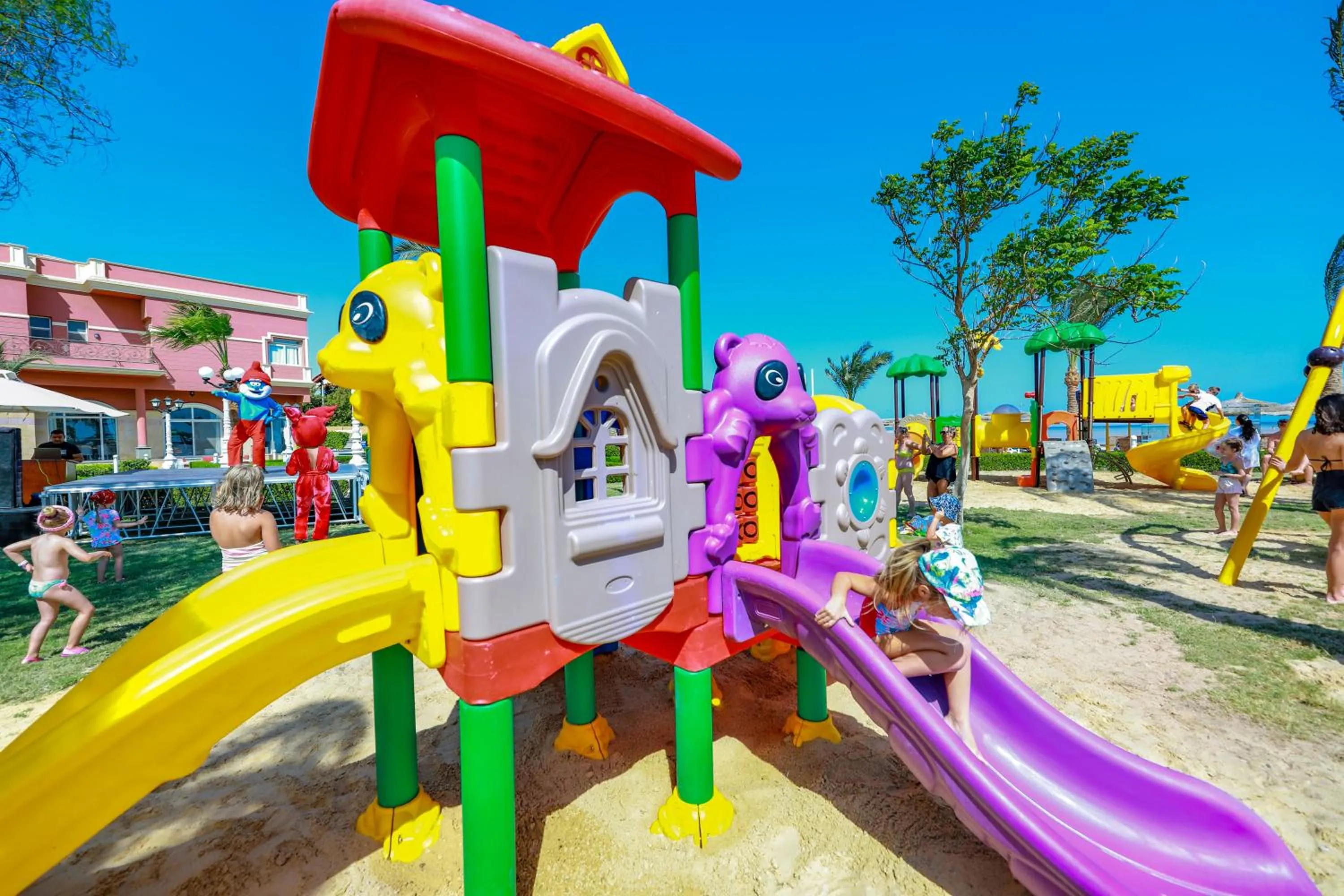 Kids's club, Children's Play Area in Titanic Palace Families and couples only