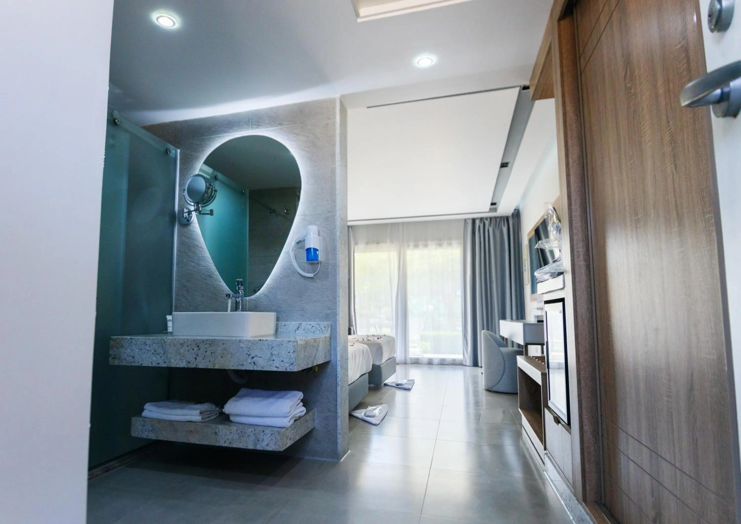 Property building in Titanic Beach - Families and Couples only