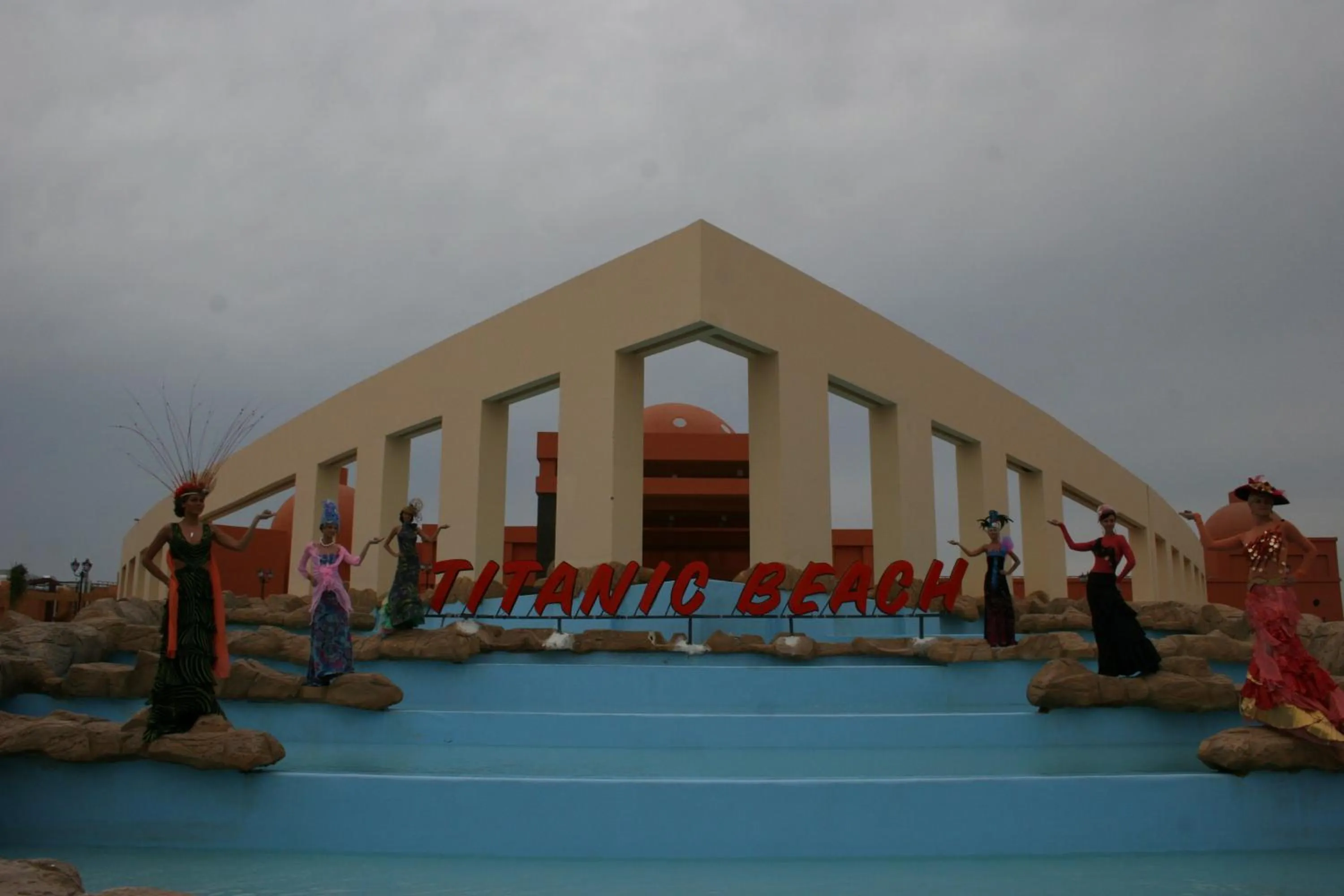 Facade/entrance in Titanic Beach - Families and Couples only