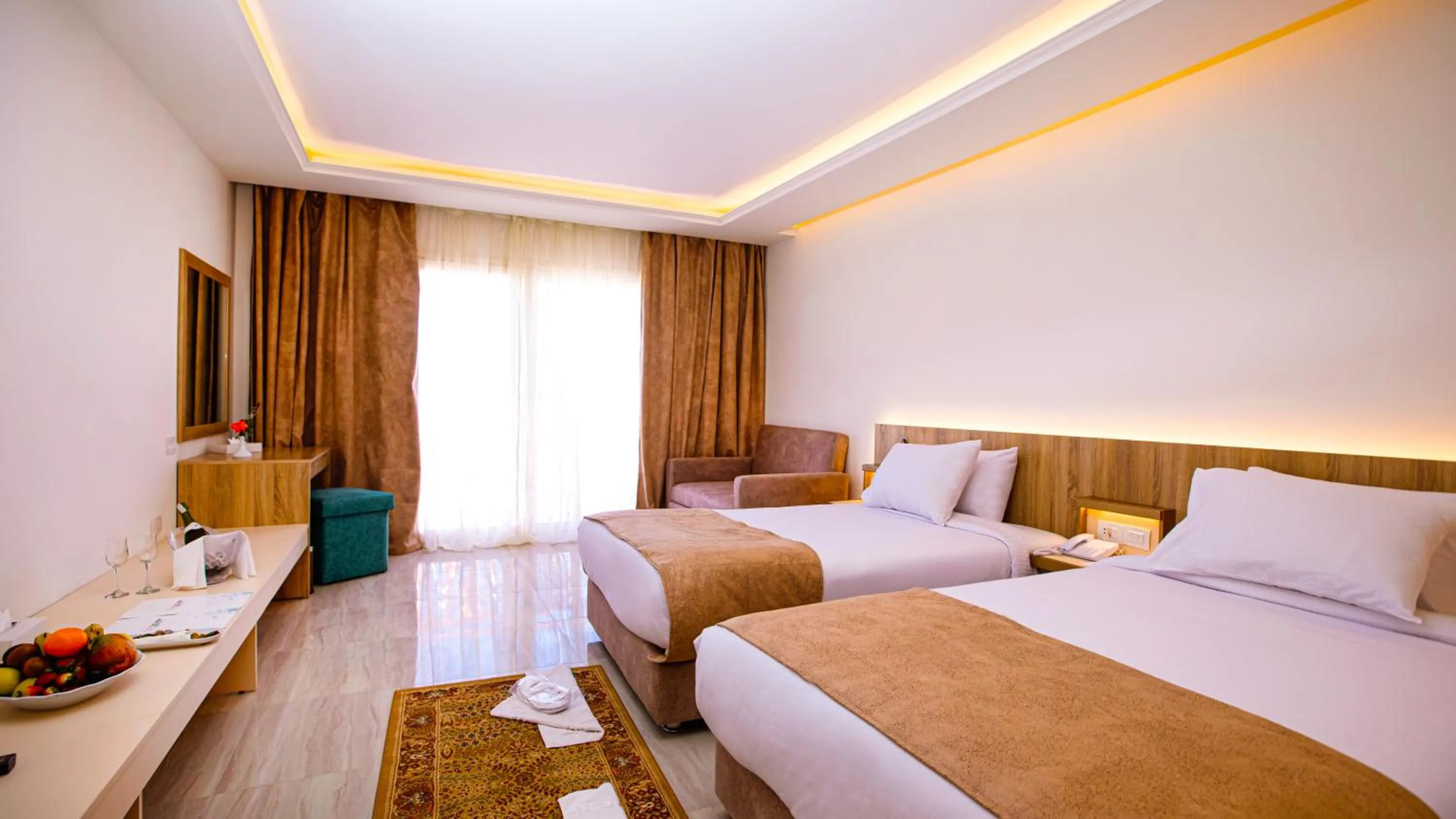 Bedroom, Bed in Titanic Beach - Families and Couples only