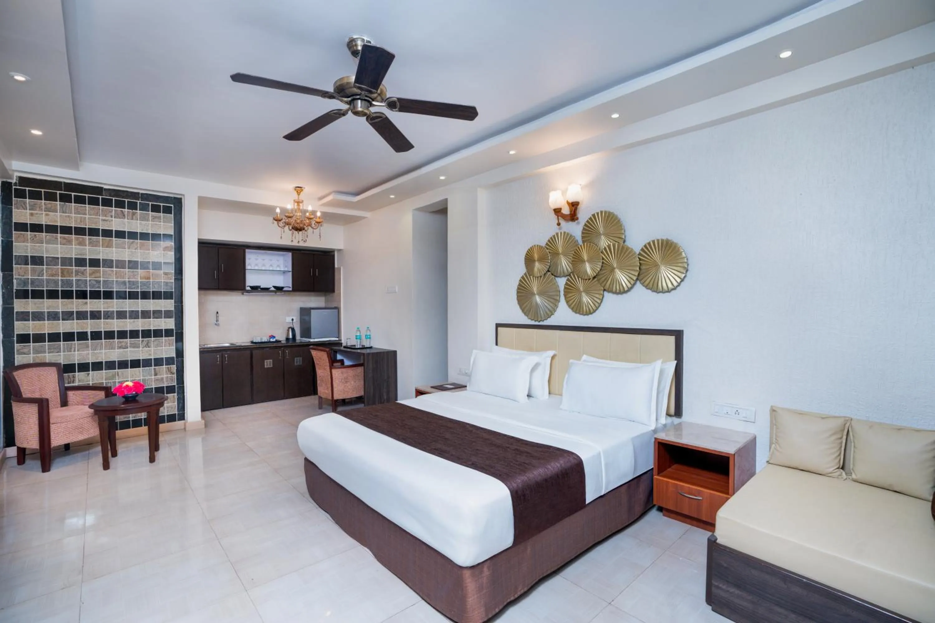 Bedroom, Bed in The Grand Legacy Resort & Spa - TGL - Pure Vegetarian Mahabaleshwar