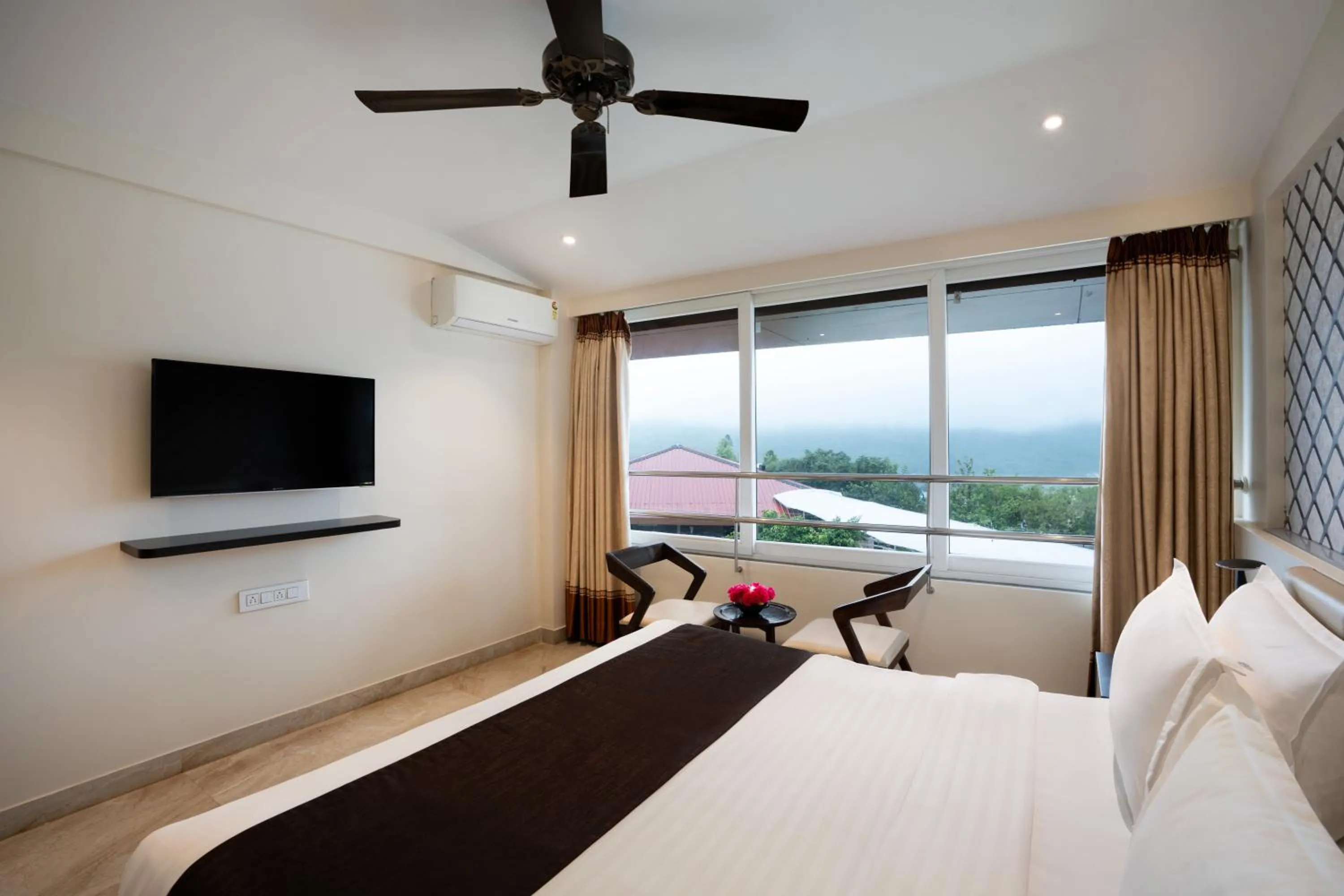 Bedroom, Bed in The Grand Legacy Resort & Spa - TGL - Pure Vegetarian Mahabaleshwar