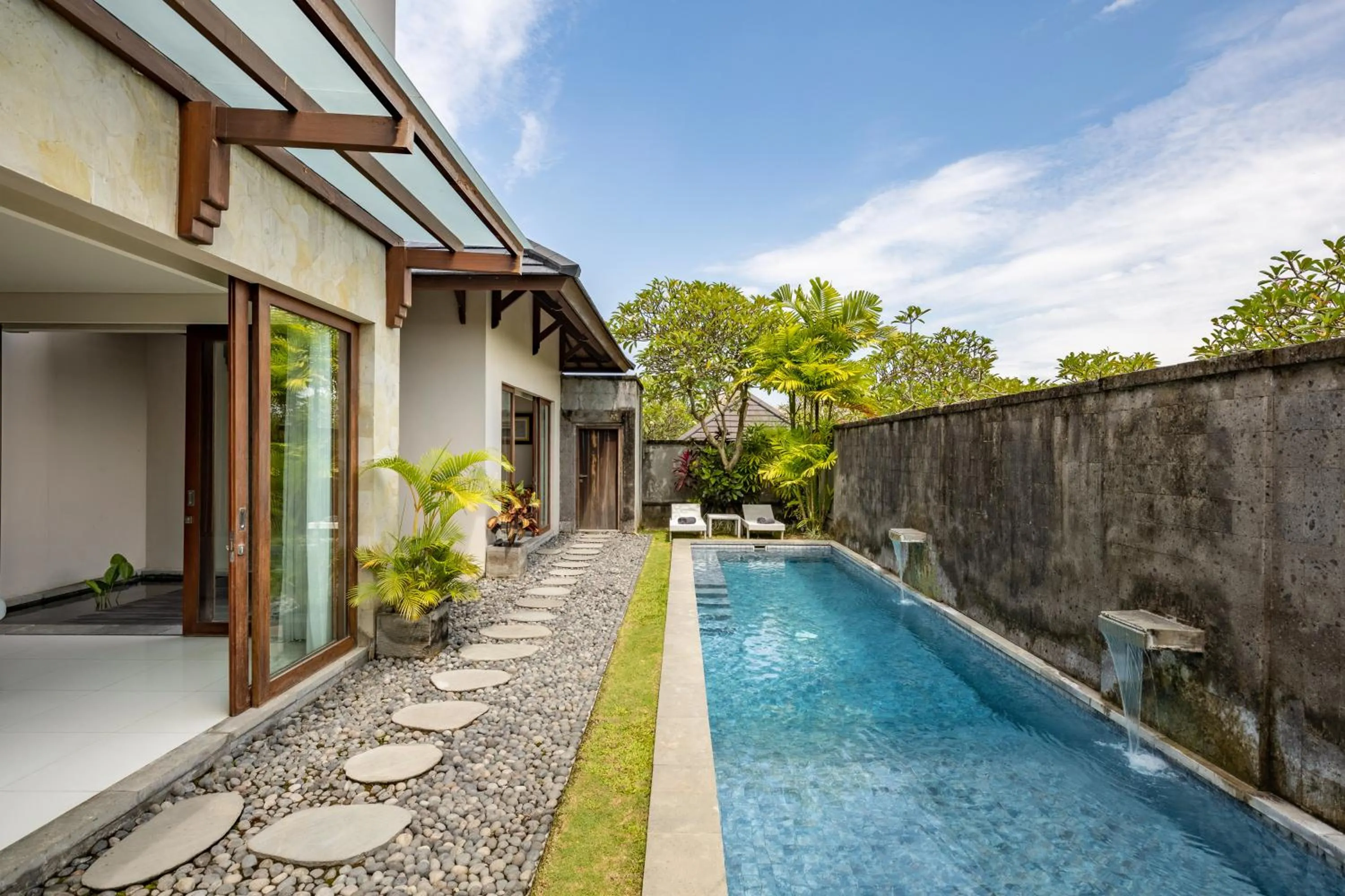Pool view in Theanna Villa and Spa Canggu
