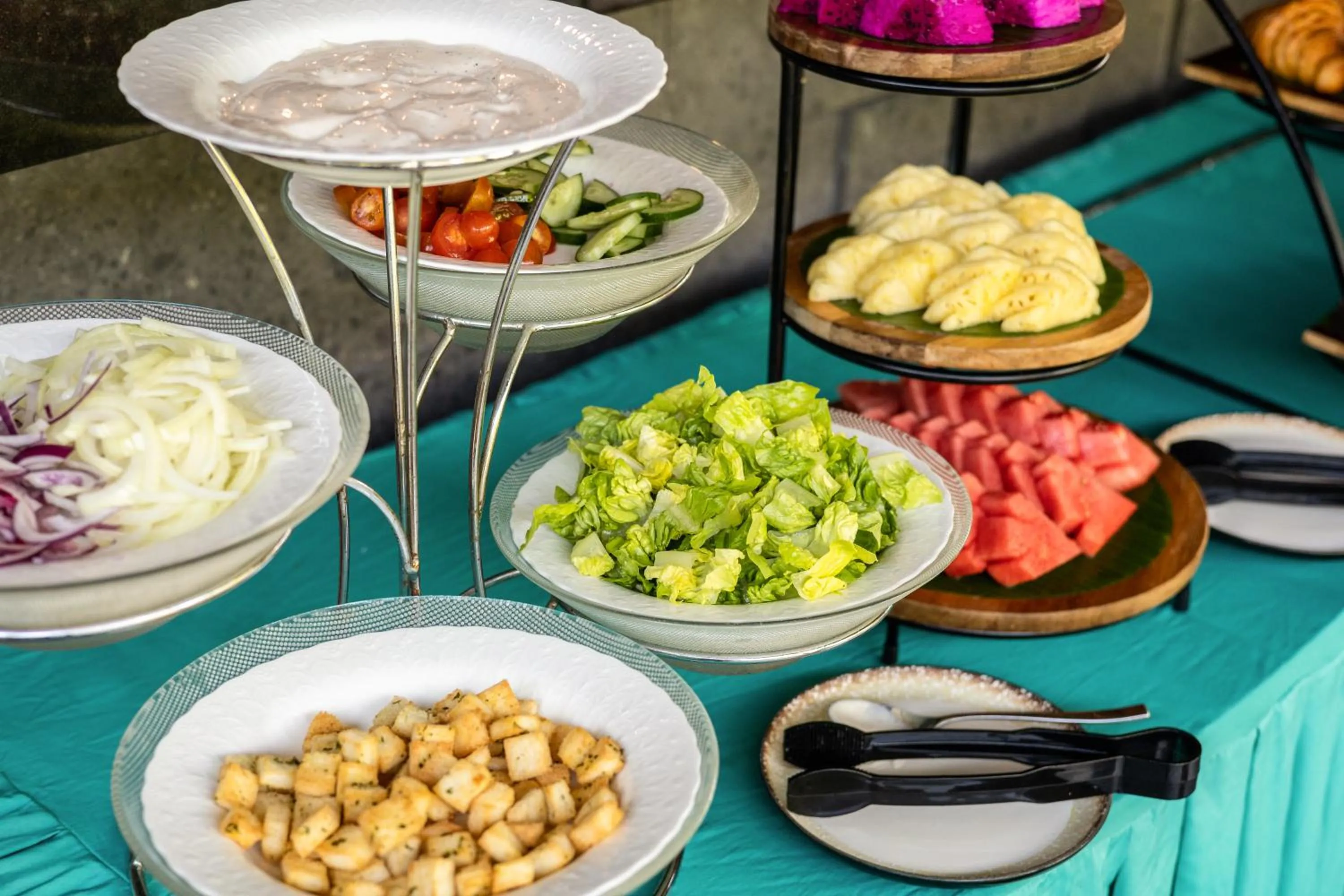 Restaurant/places to eat in Theanna Villa and Spa Canggu