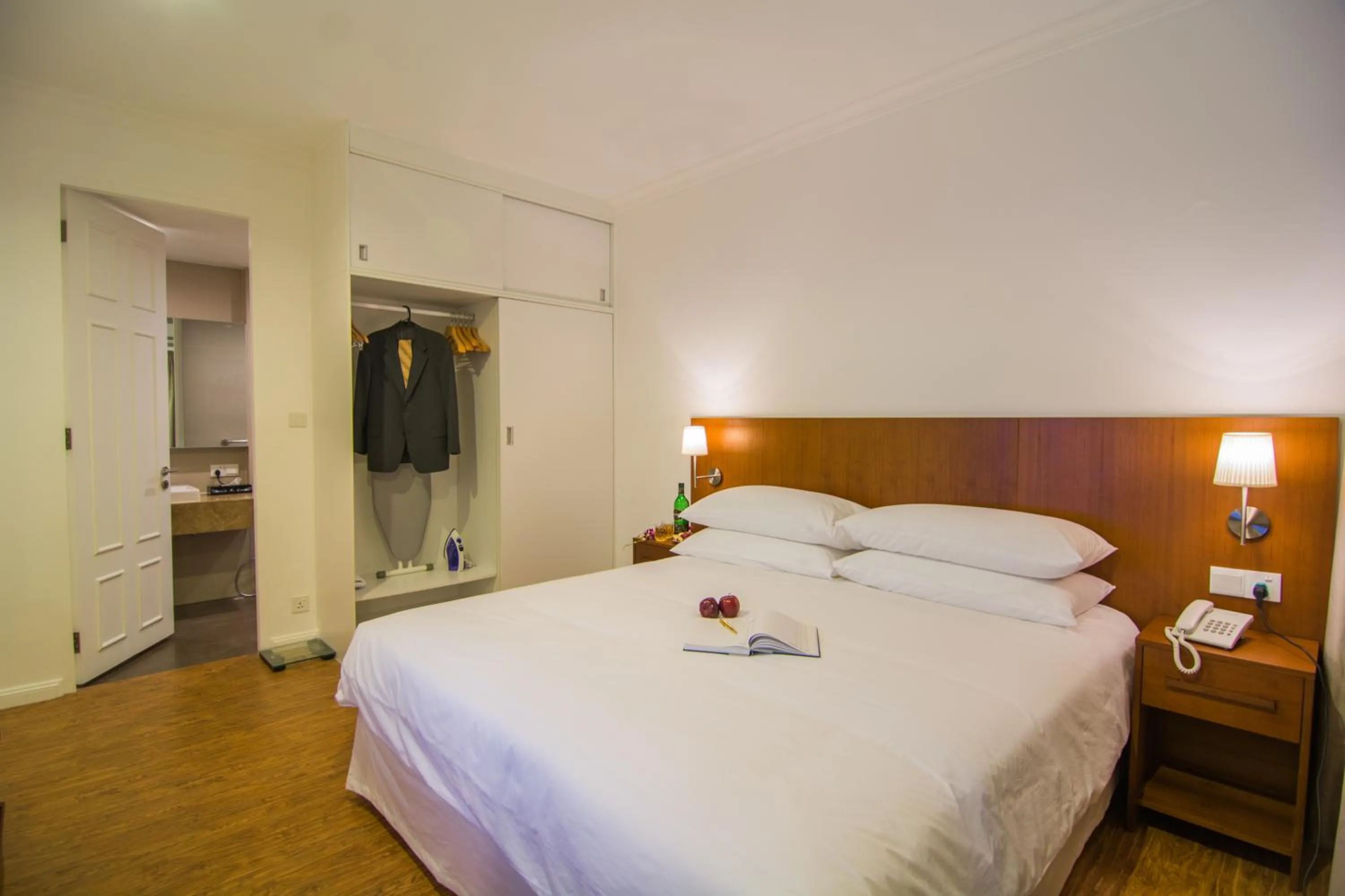 Bedroom, Room Photo in Sakura Residence & Hotel