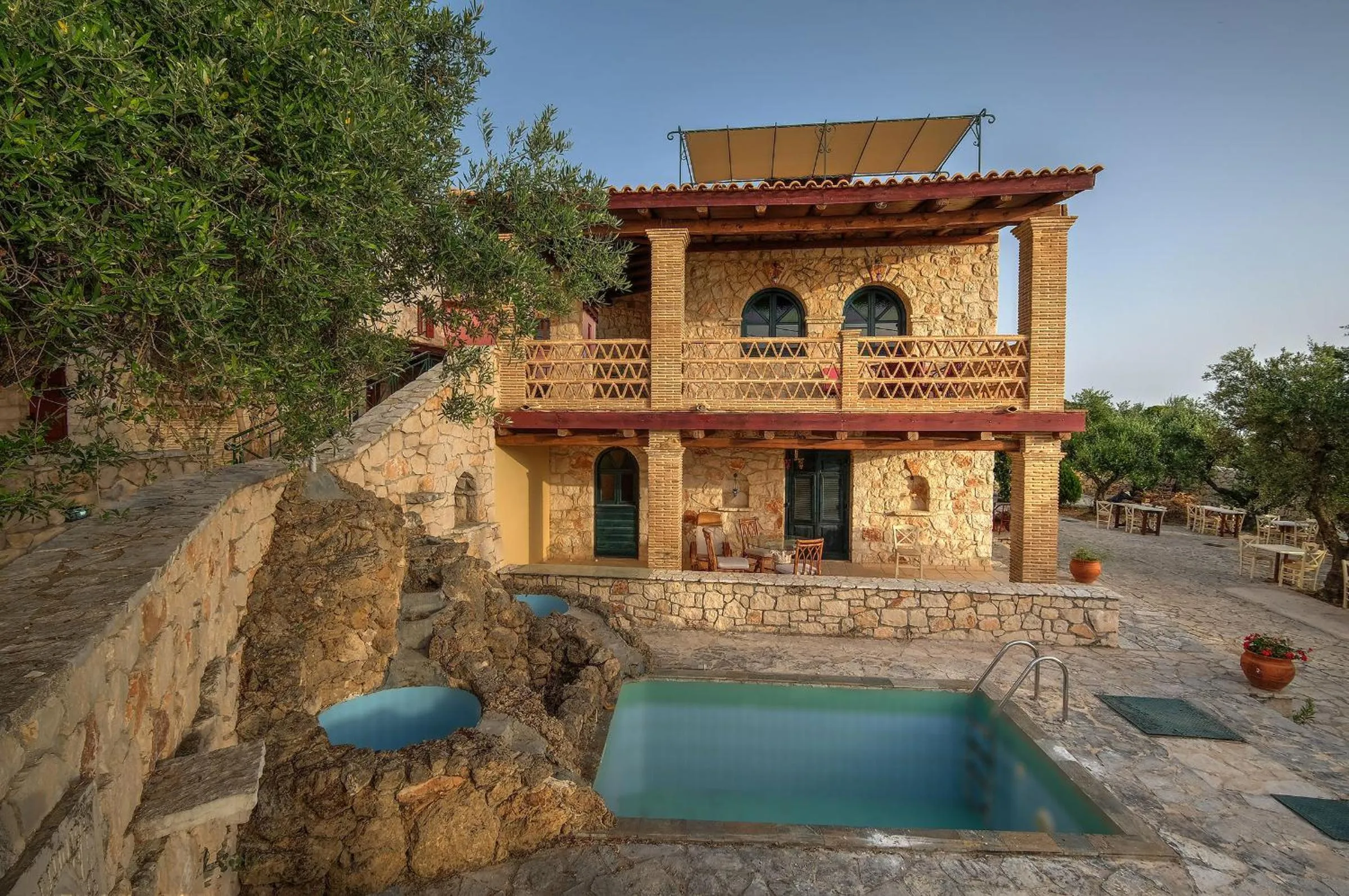 Swimming pool in Diamond Suites