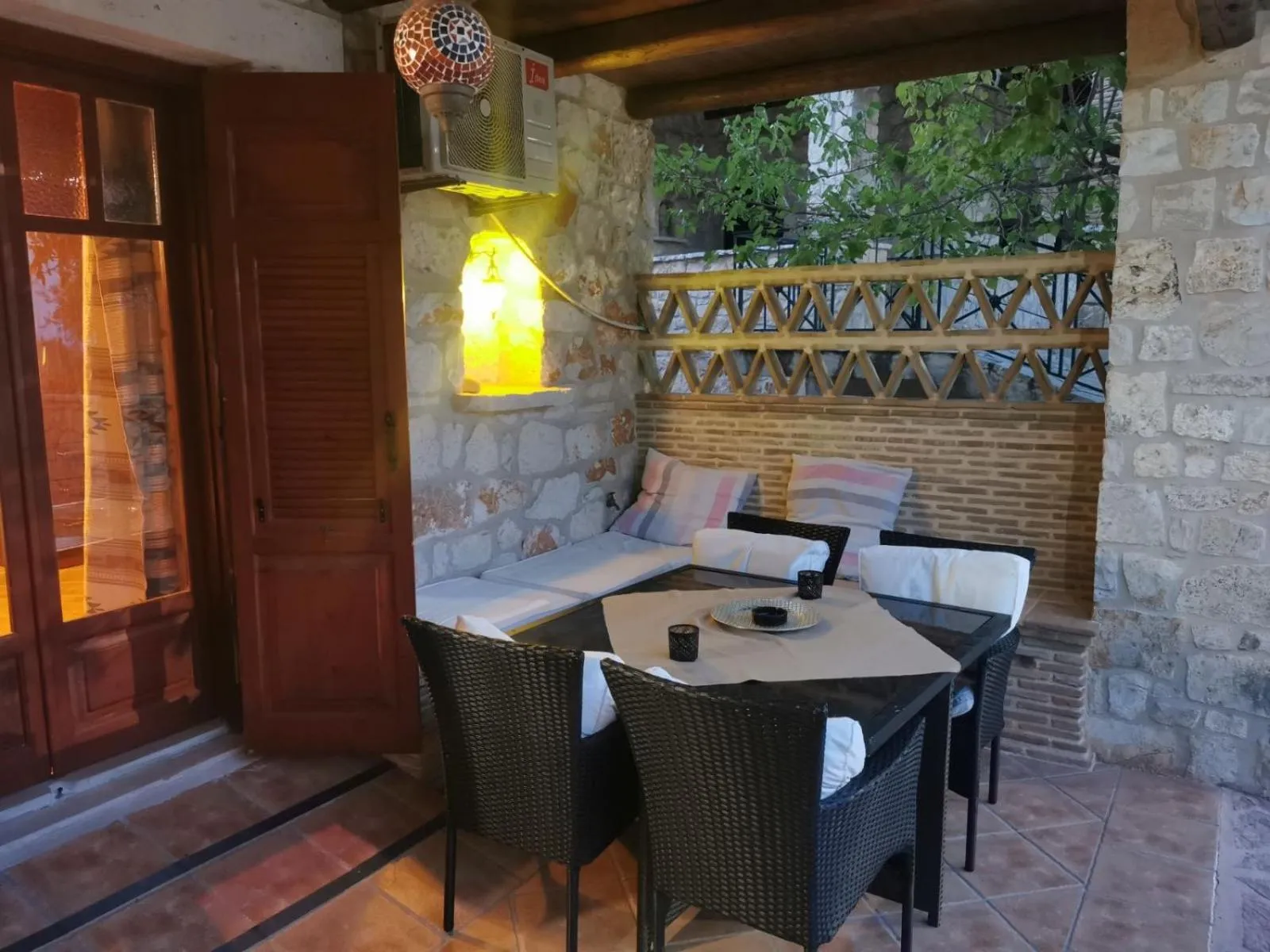 Property building in Diamond Suites