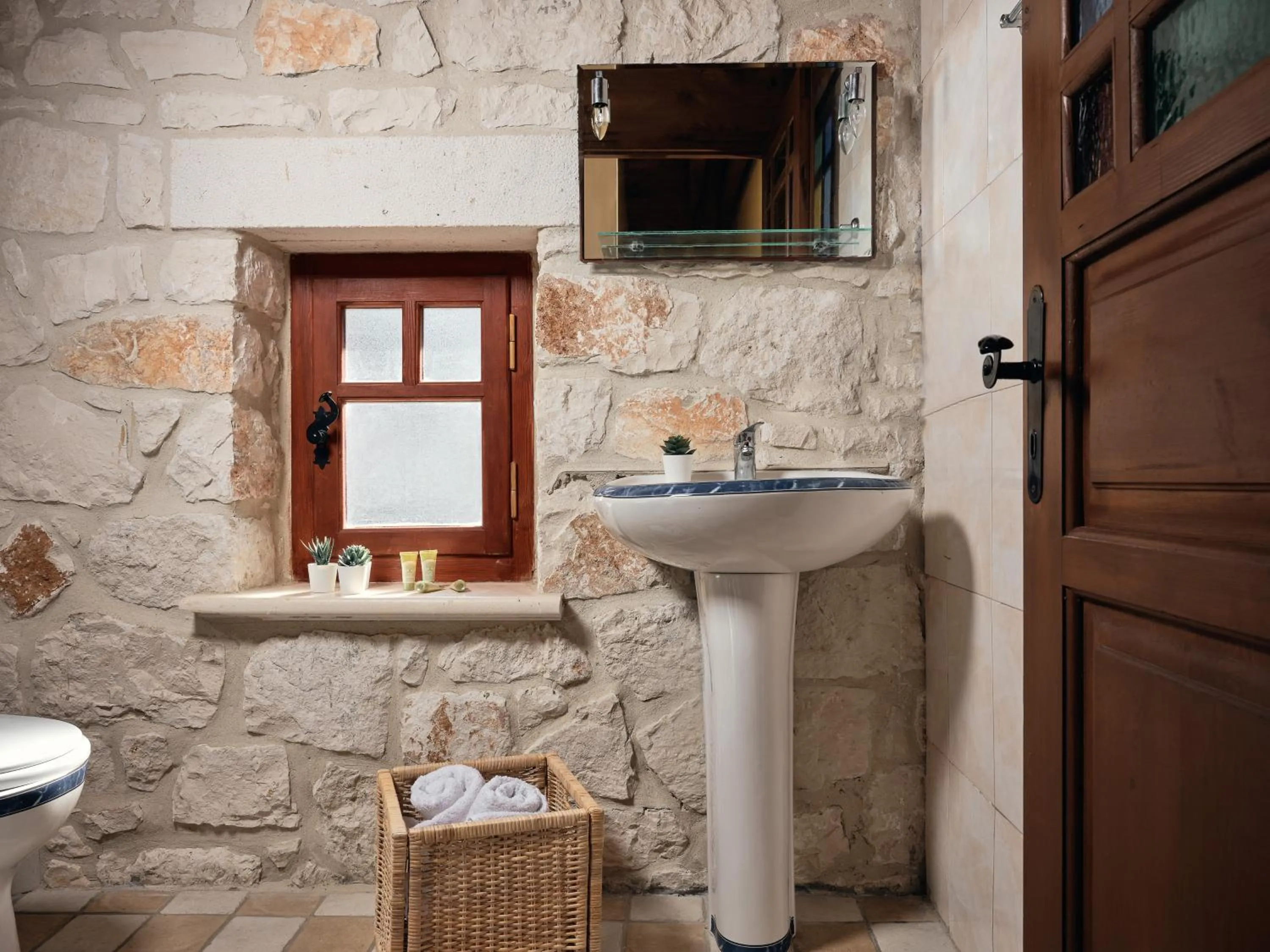 Bathroom in Diamond Suites