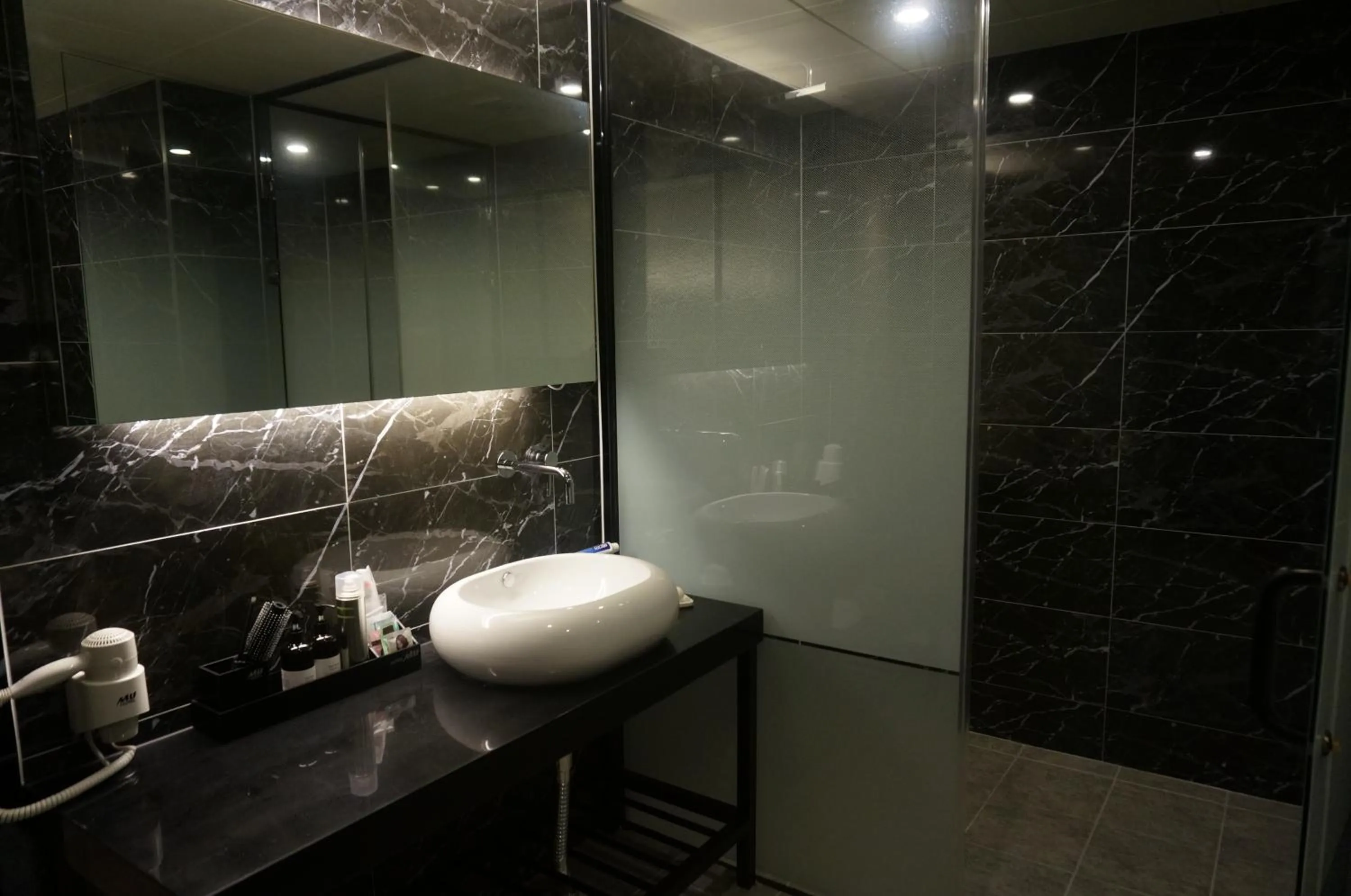 Bathroom in MU Hotel