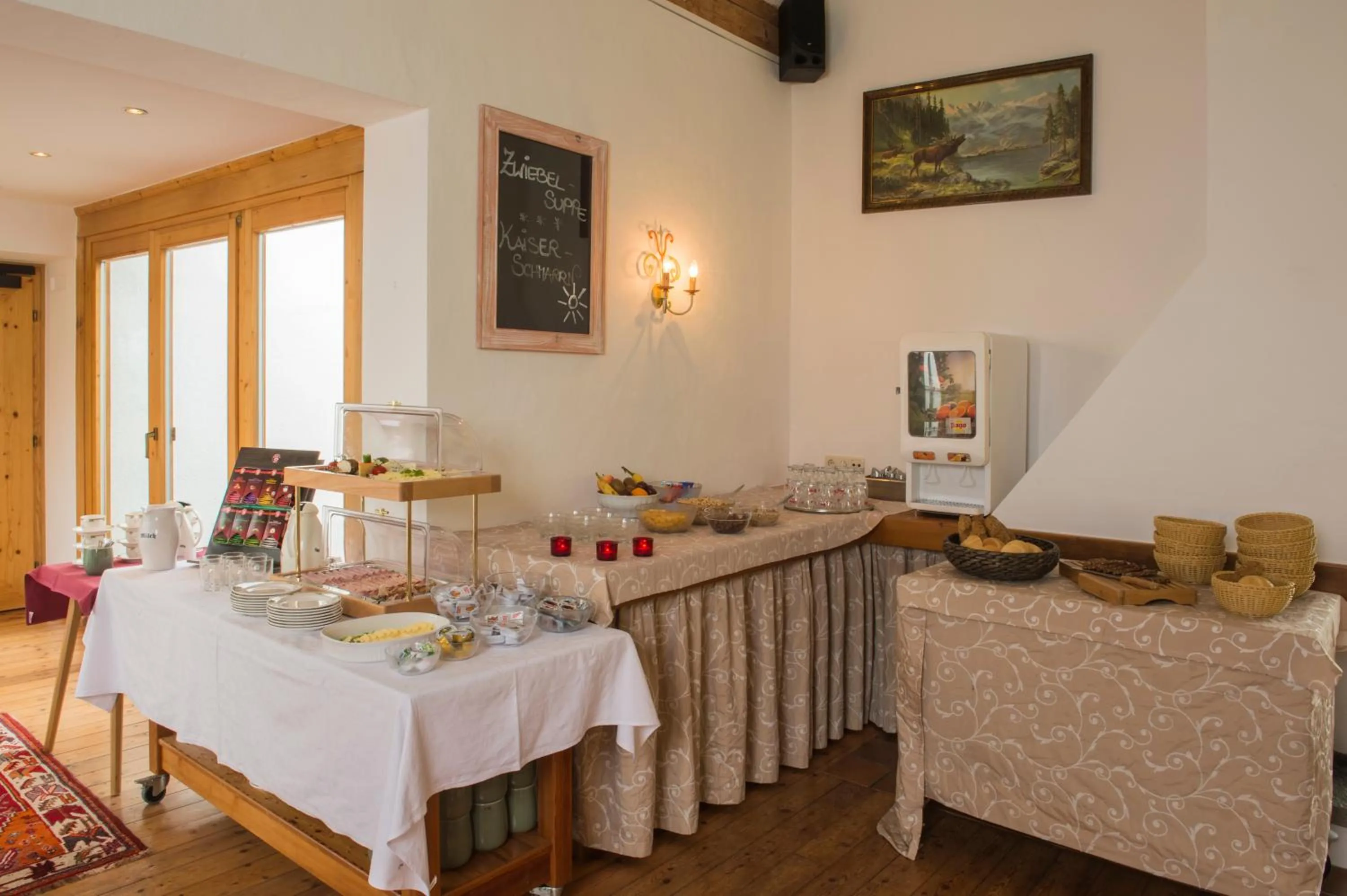 Buffet breakfast in Pension Thainerhof