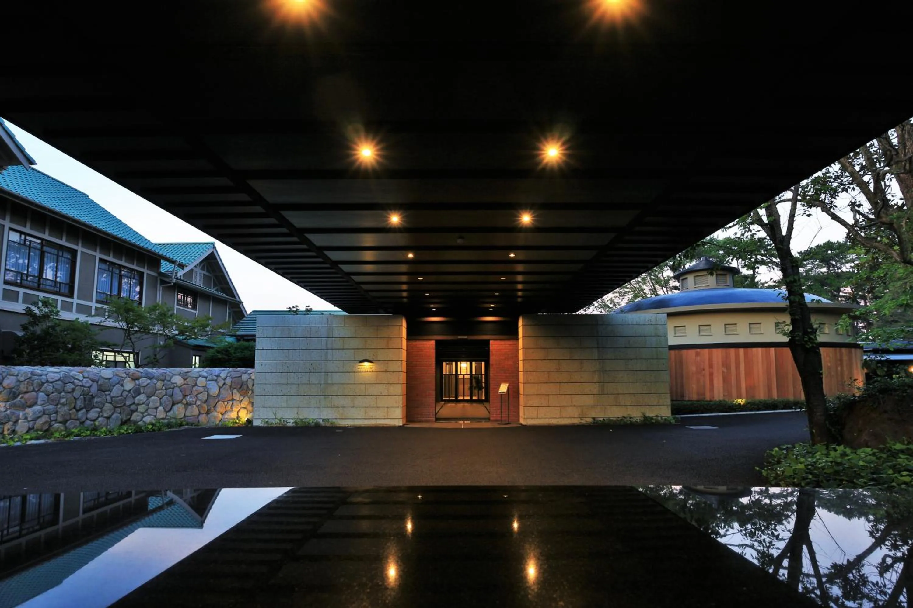 Facade/entrance in AMANE resort GAHAMA