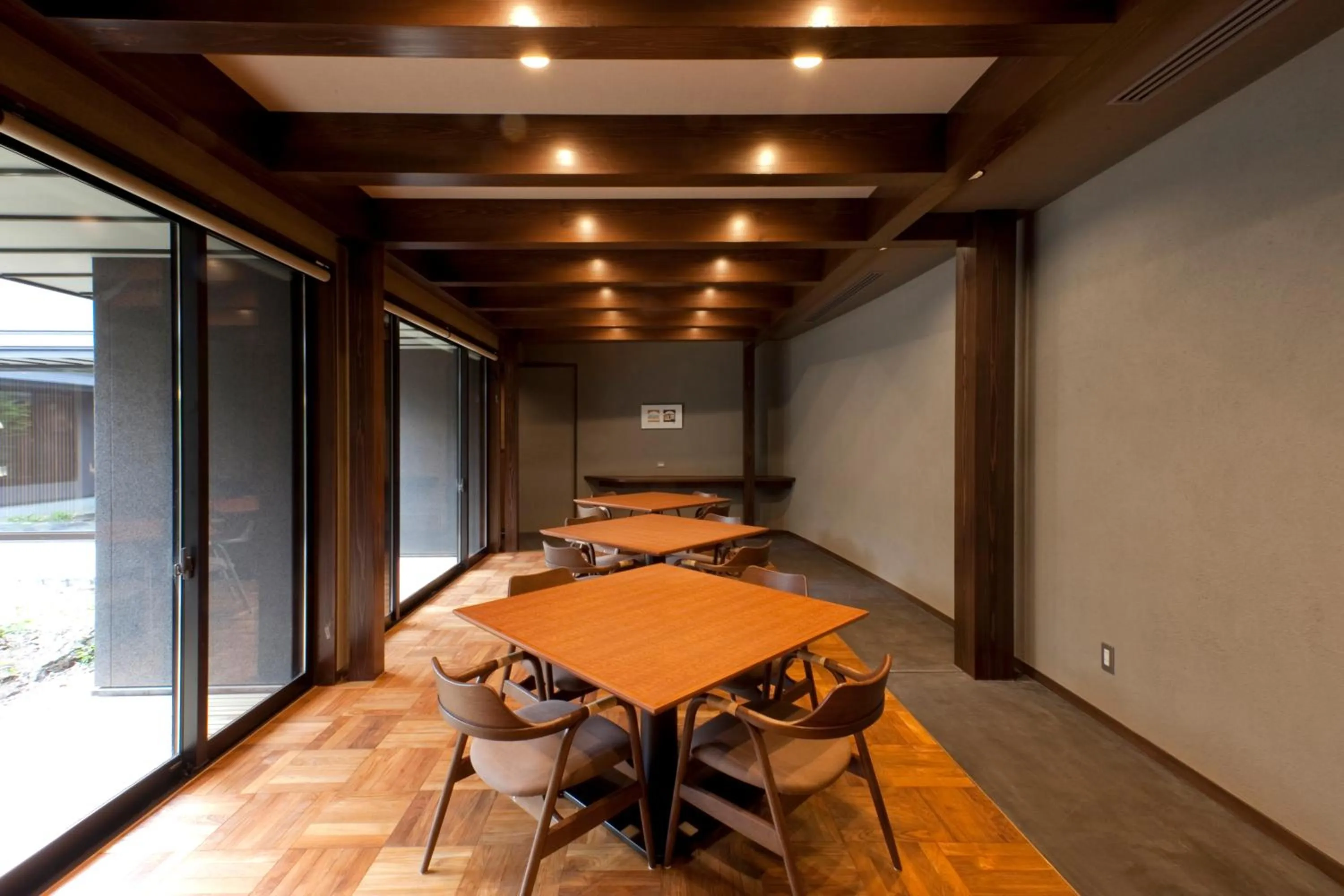 Restaurant/places to eat in AMANE resort GAHAMA