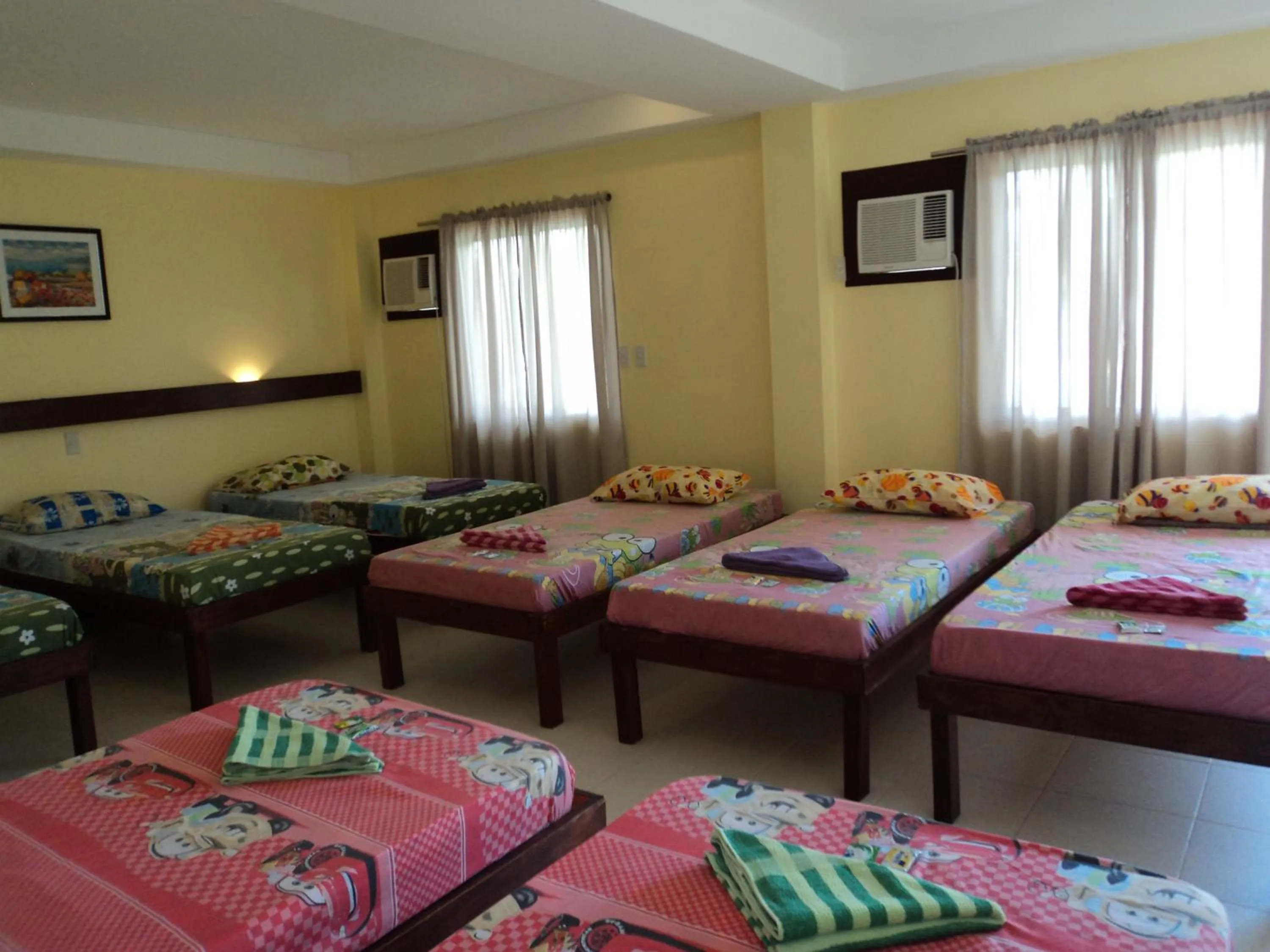 Day, Bed in Greenfields Tourist Inn