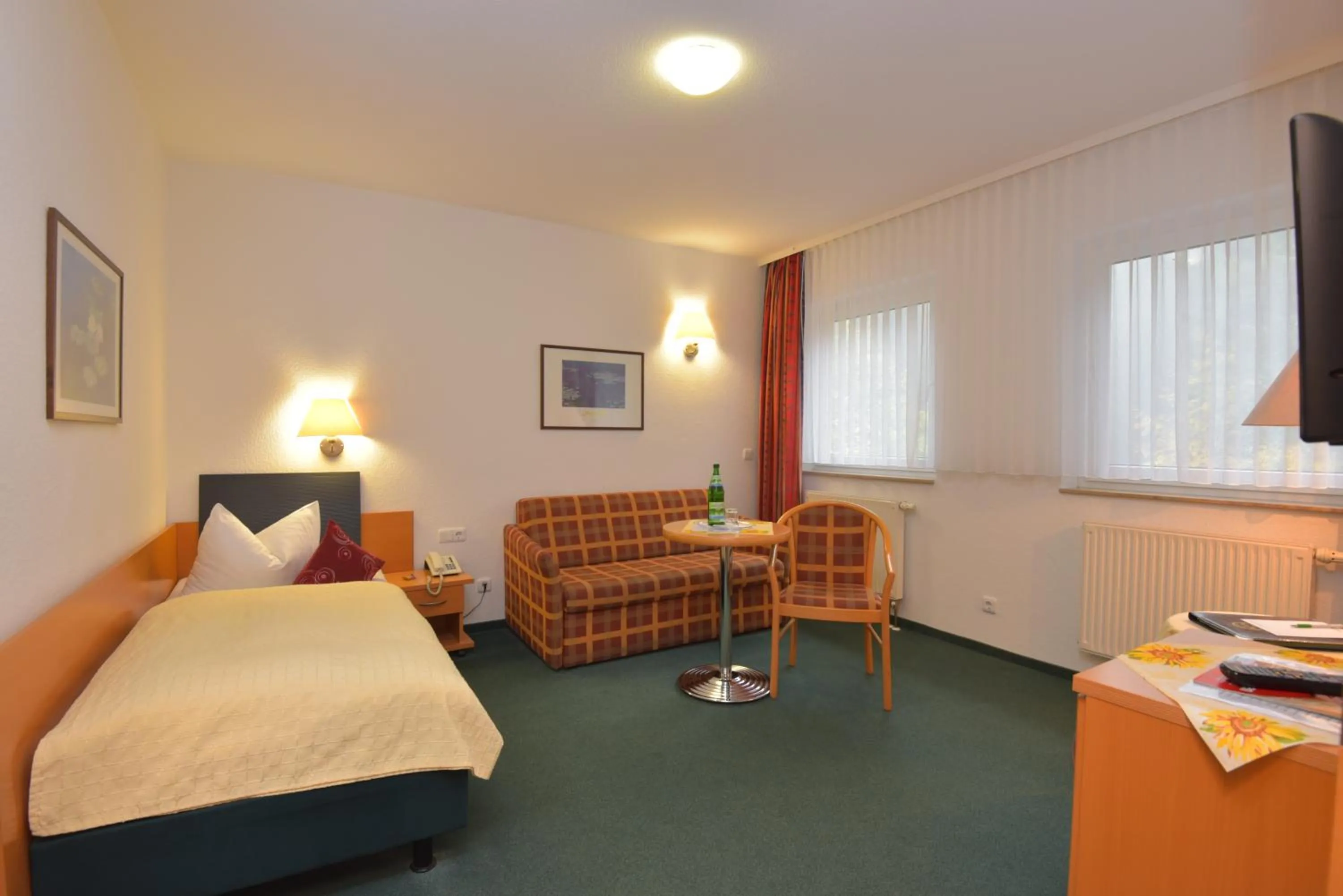 Photo of the whole room, Bed in Hotel Am Wald -GARNI-