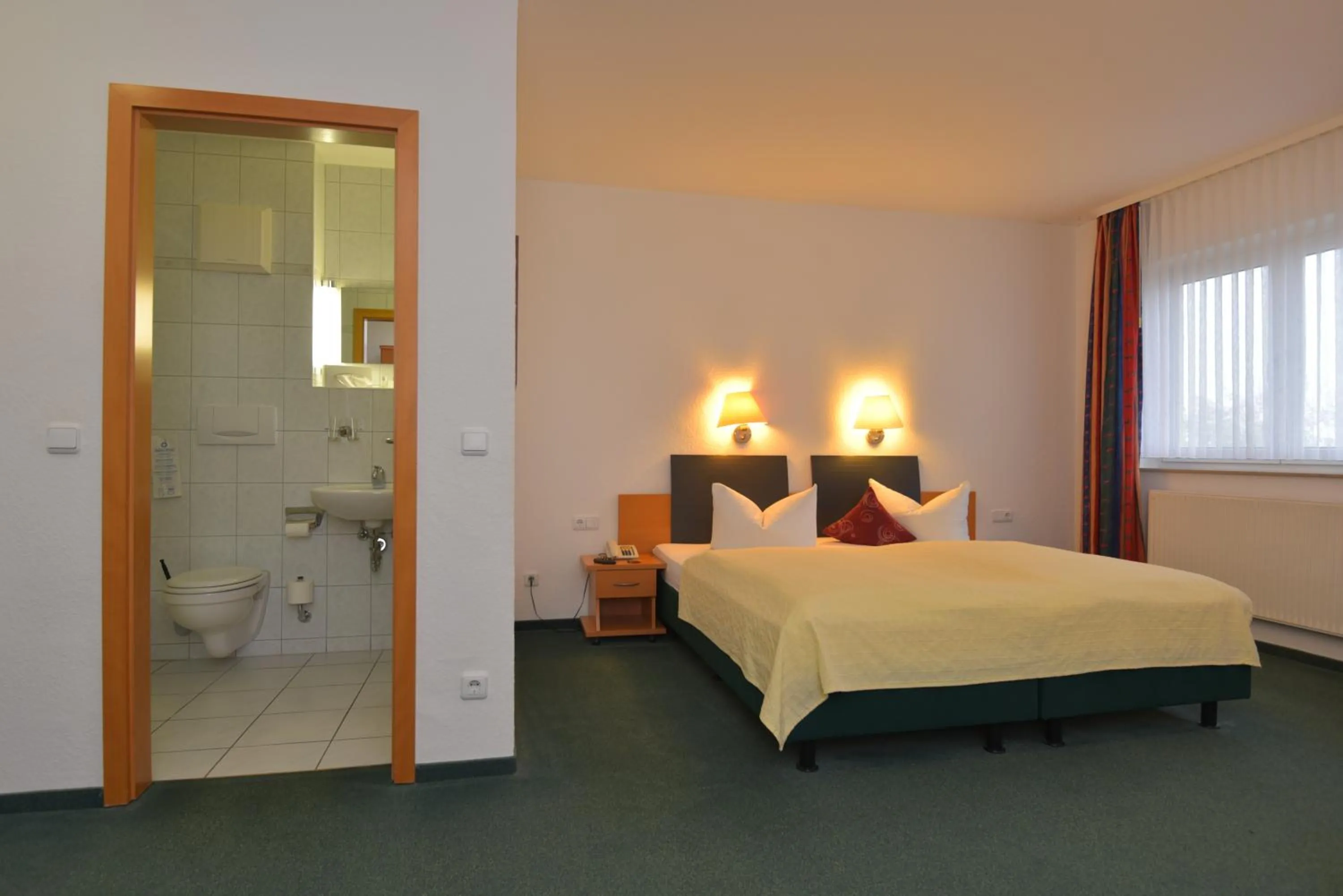 Photo of the whole room, Bed in Hotel Am Wald -GARNI-