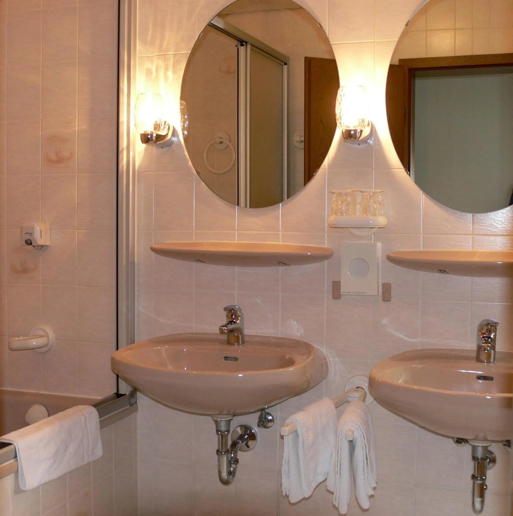 Bathroom in Hotel Quellenhof