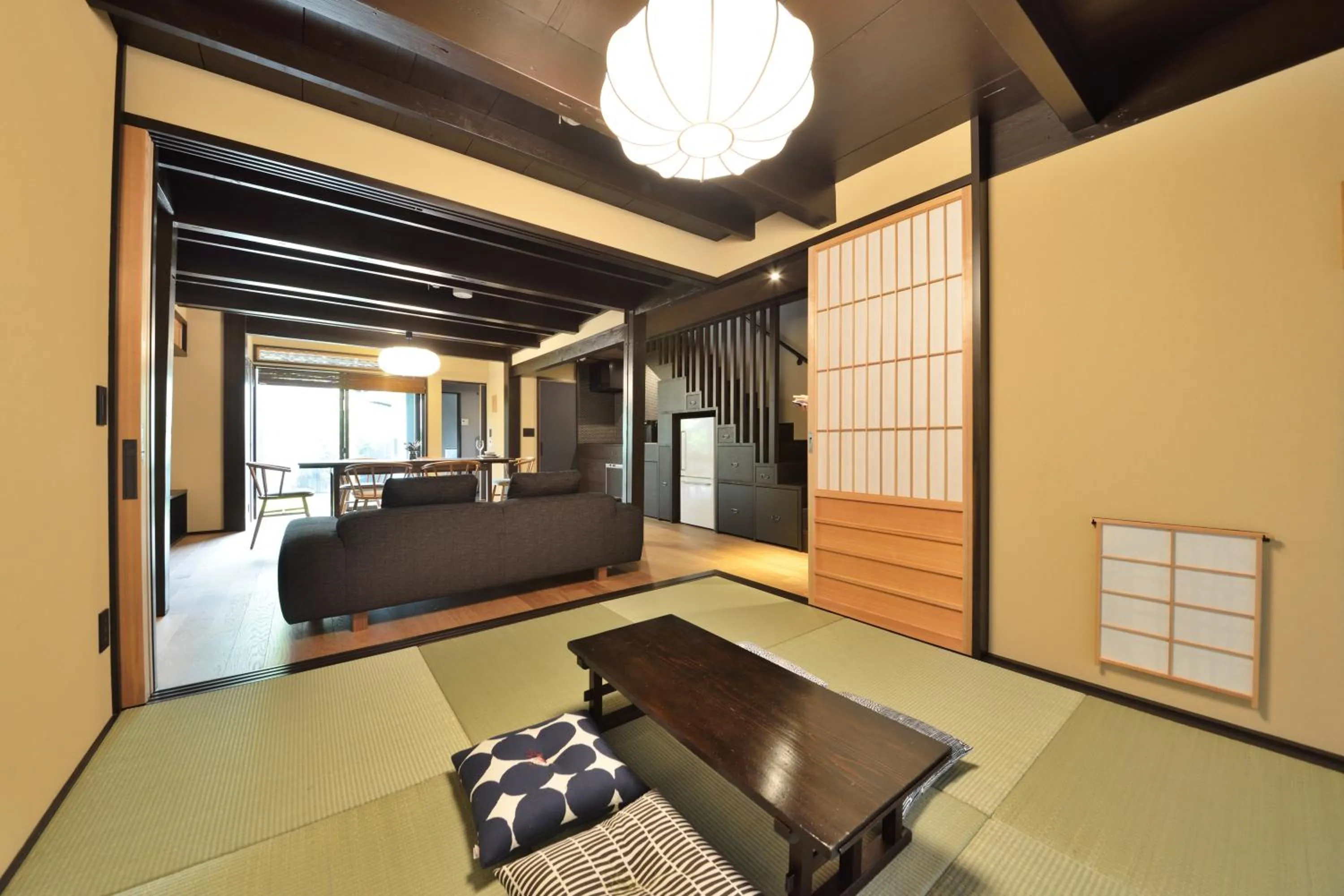 Living room in Takeya Kitano Bekkan