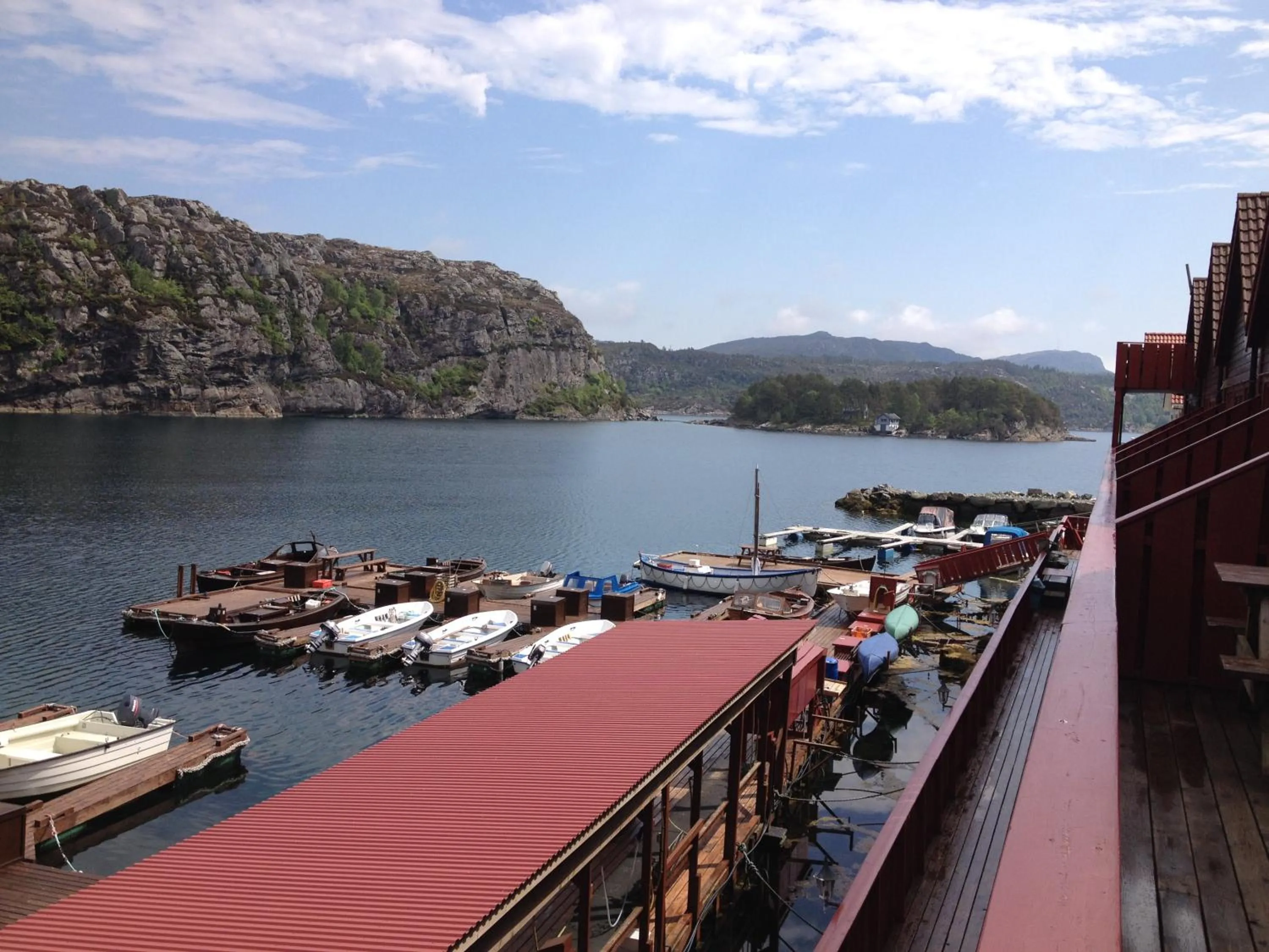 Patio in Sotra Rorbusenter