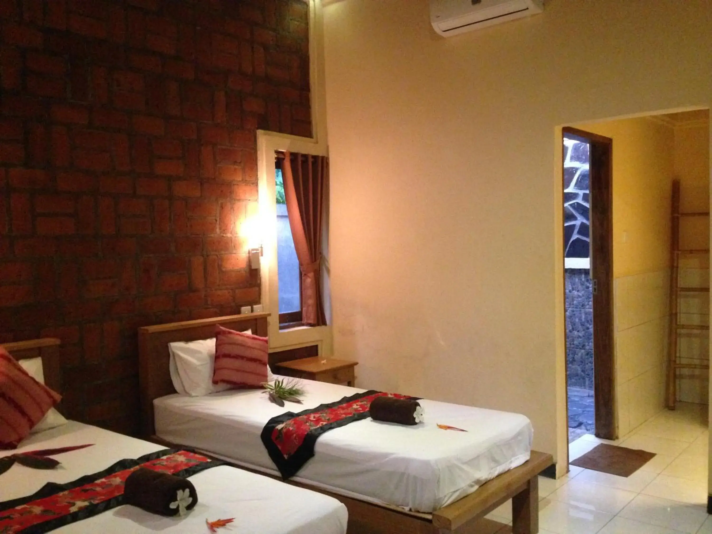 Standard Double or Twin Room in Biorock Homestay & Dive Center Pemuteran Standard Double or Twin Room in Biorock Homestay & Dive Center Pemuteran