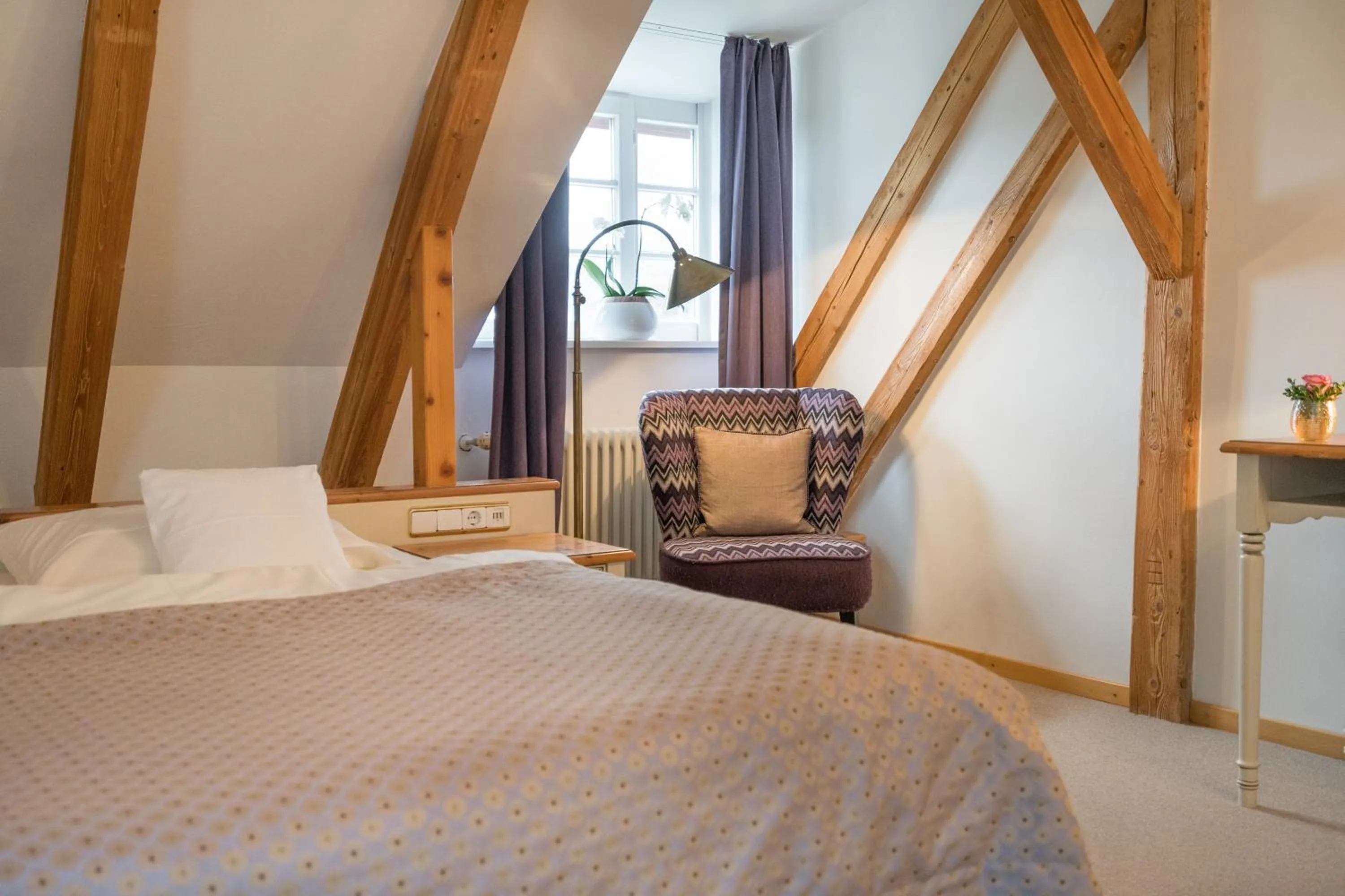 Bed in Geldernhaus Hotel garni