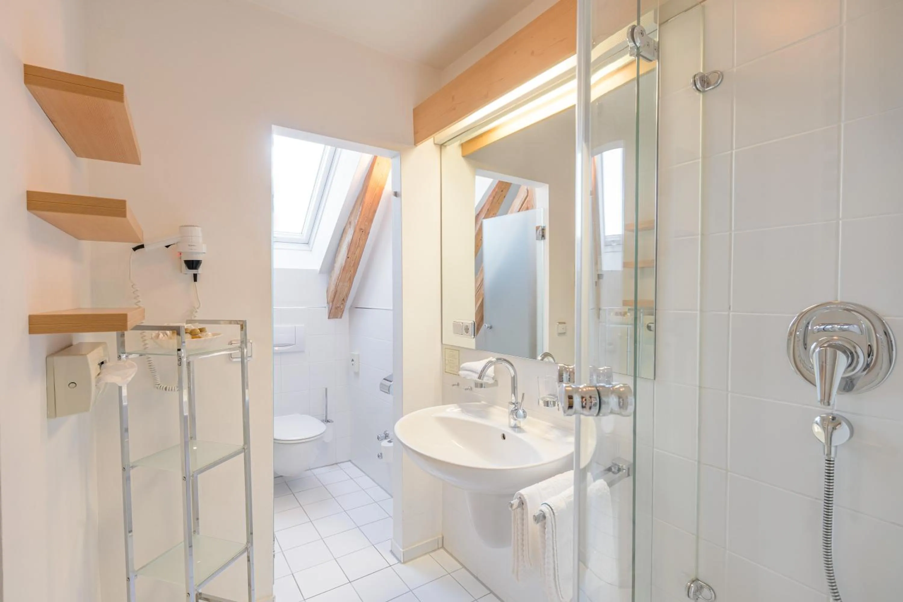 Shower in Geldernhaus Hotel garni