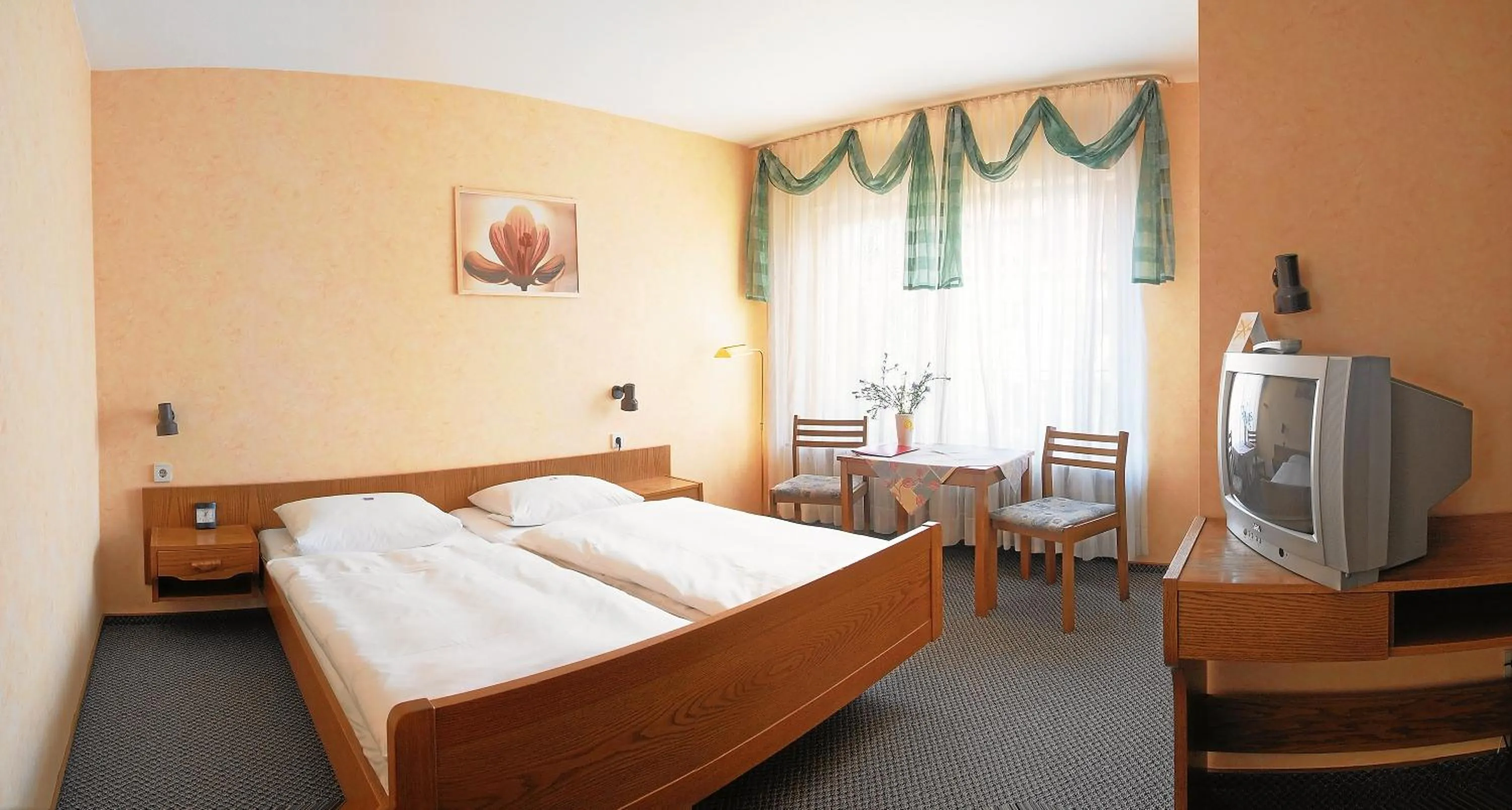 Day, Bed in Pension Keinath