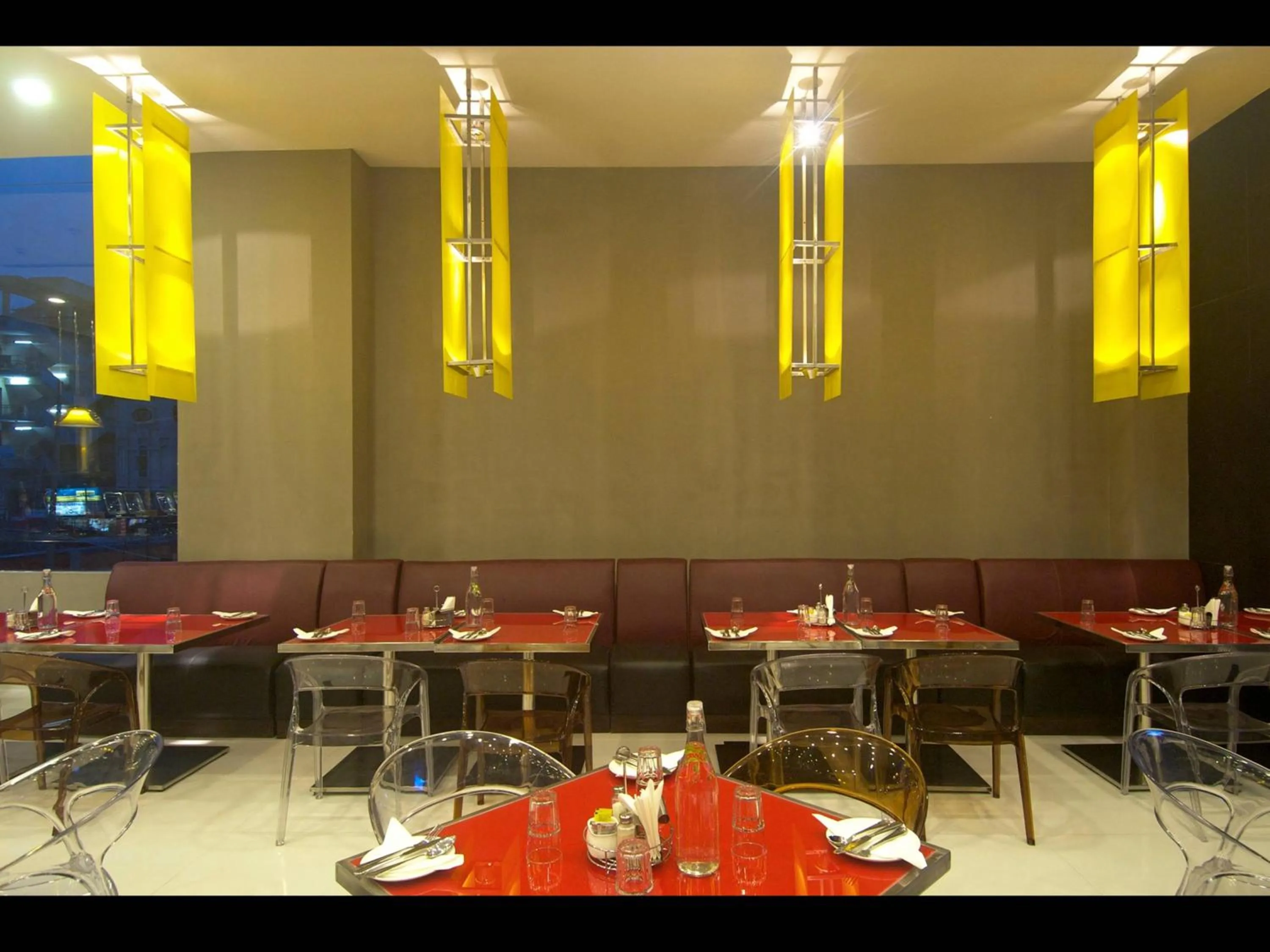 Restaurant/places to eat in Keys Select by Lemon Tree Hotels, Visakhapatnam