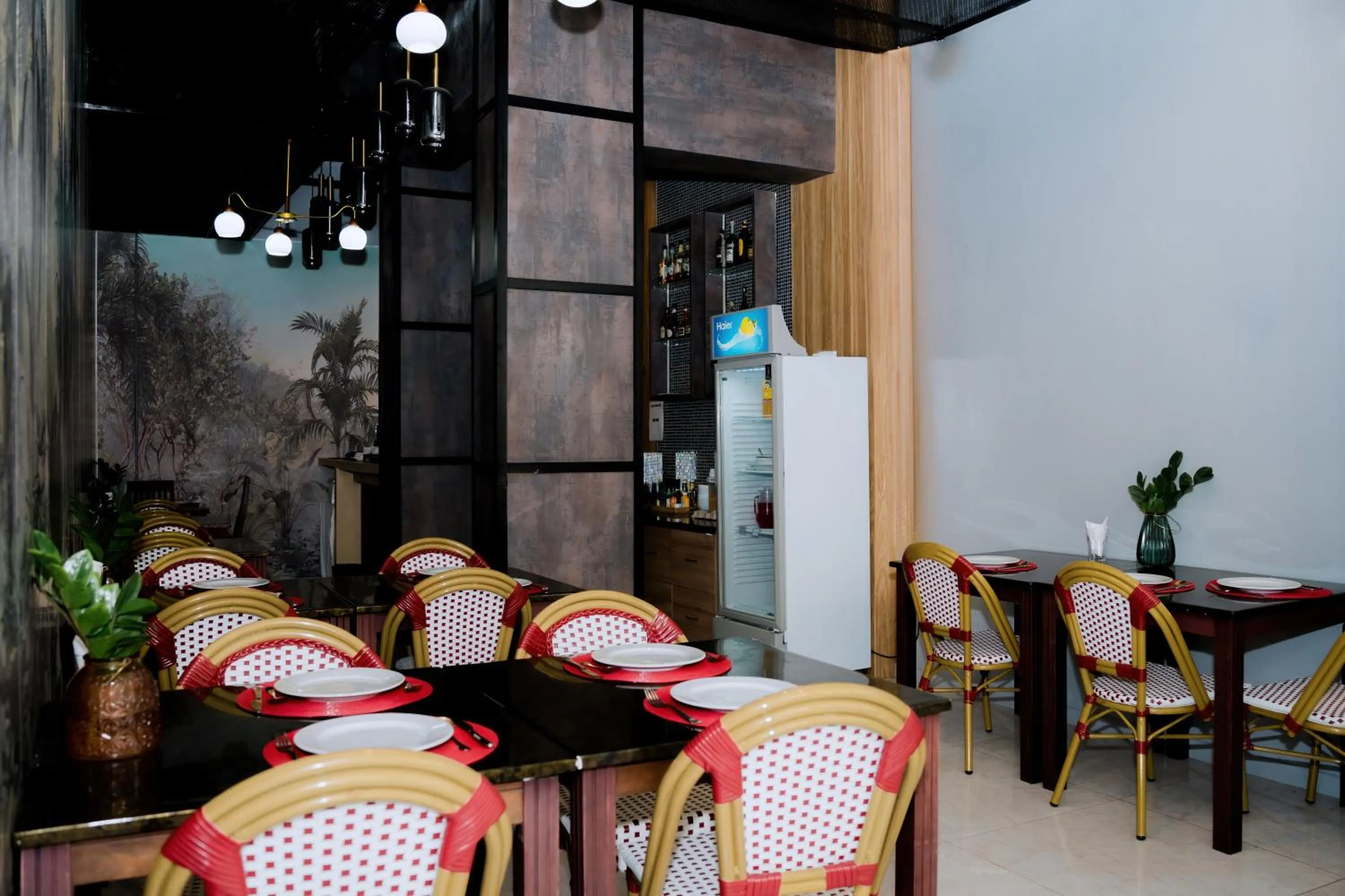 Restaurant/places to eat in Sun Sea Sand Patong