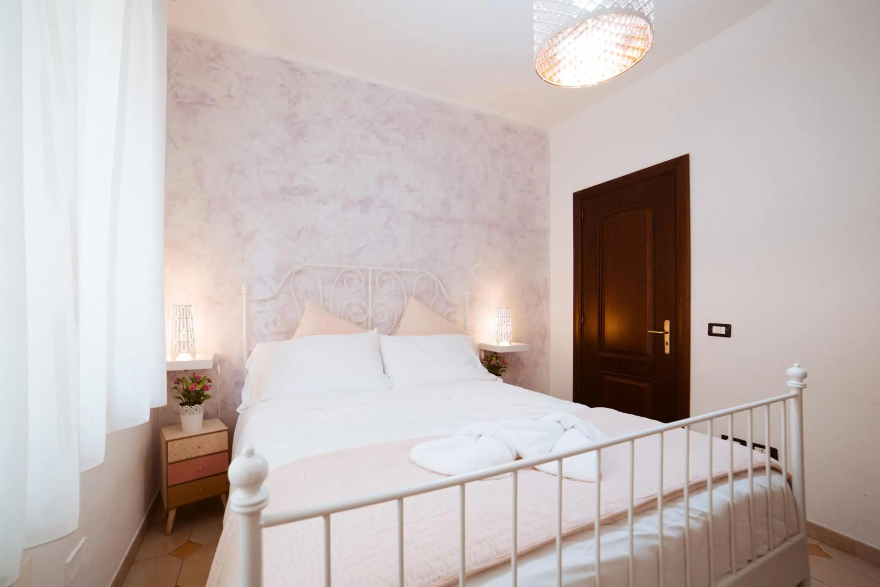 Photo of the whole room, Bed in Dimoramuri B&B