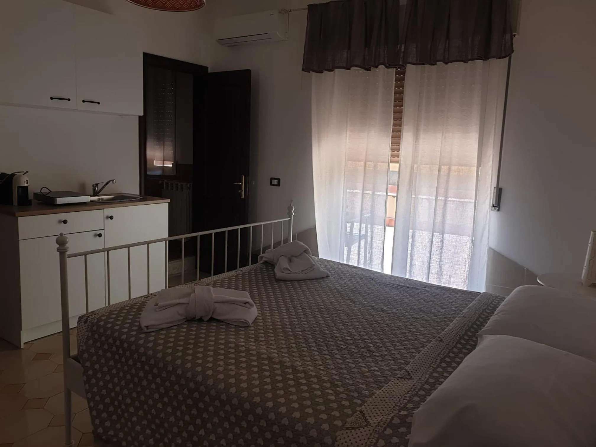 Photo of the whole room, Bed in Dimoramuri B&B