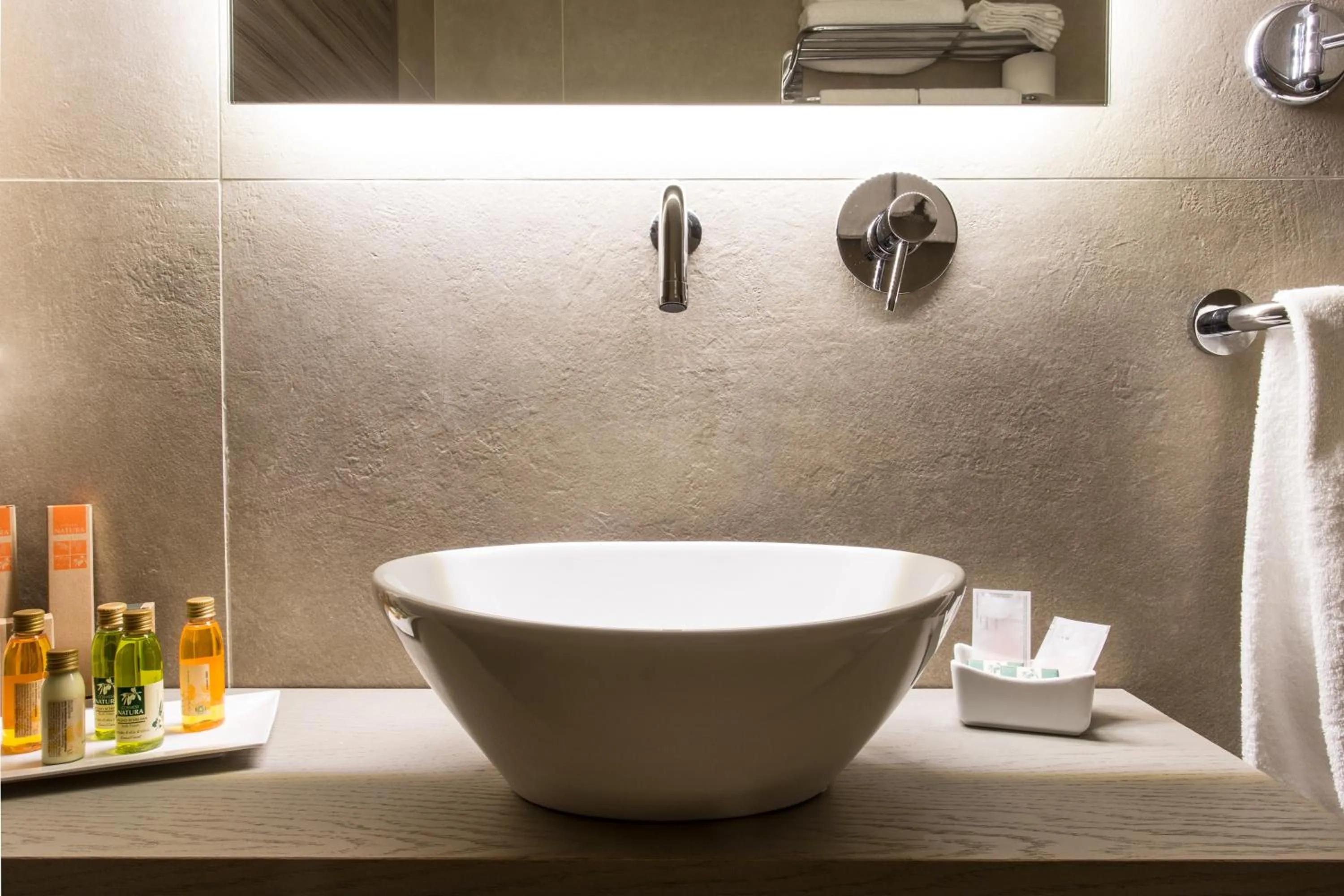 Bathroom in Kepos Etna Relais & Exclusive Spa