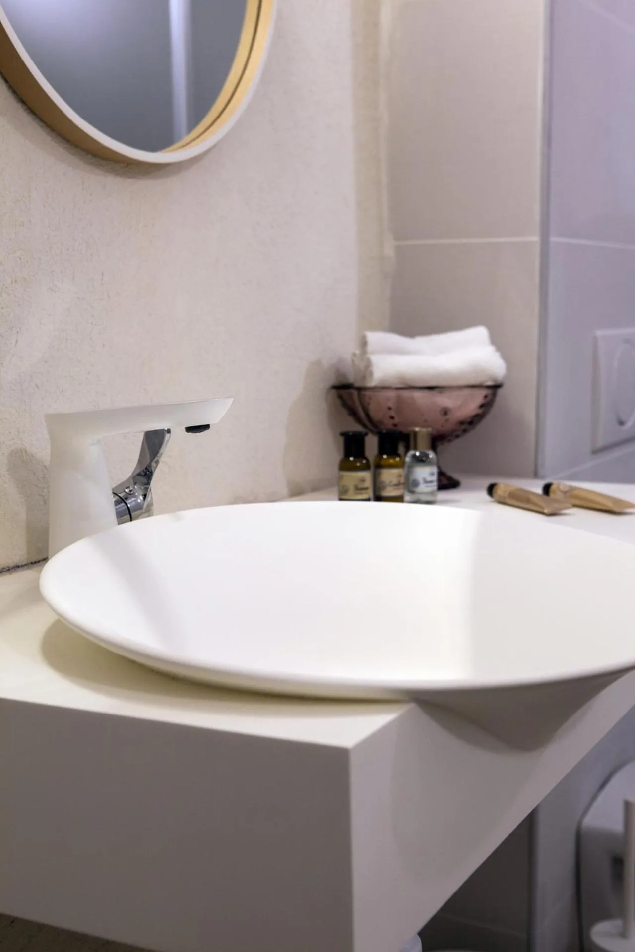 Bathroom in Carmel Pearl