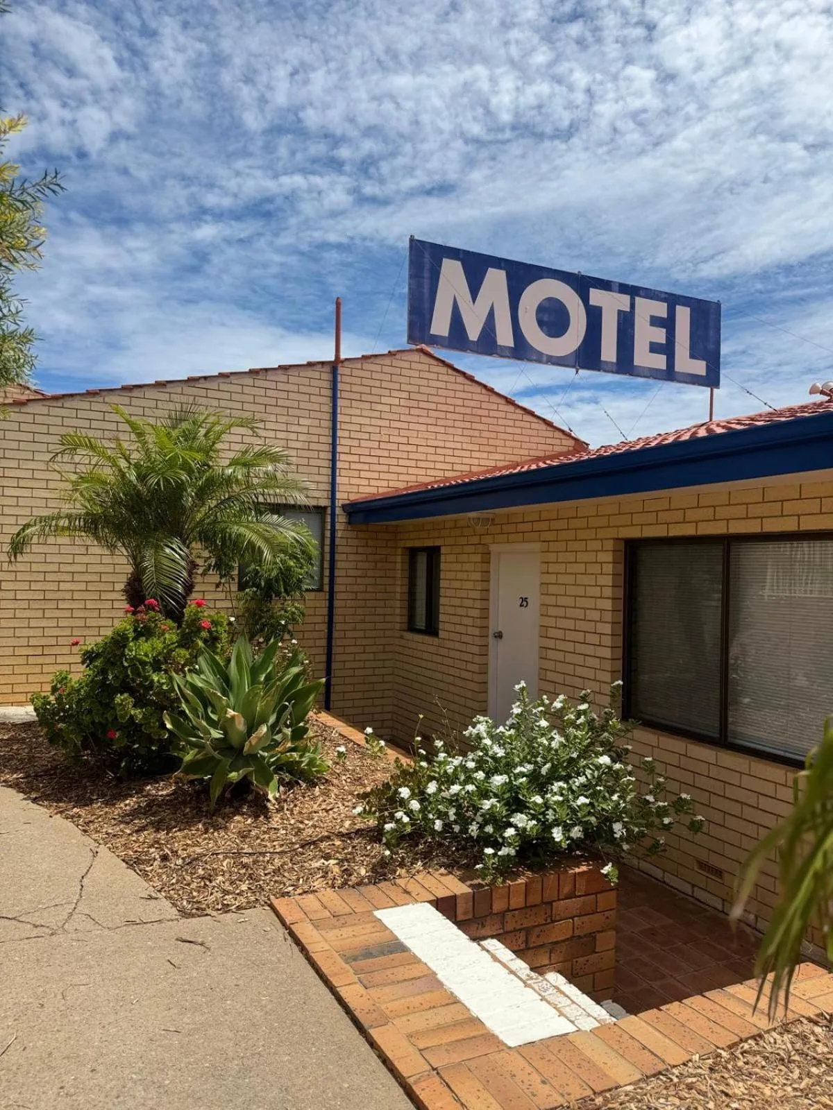 Property building in Ocean View Villas